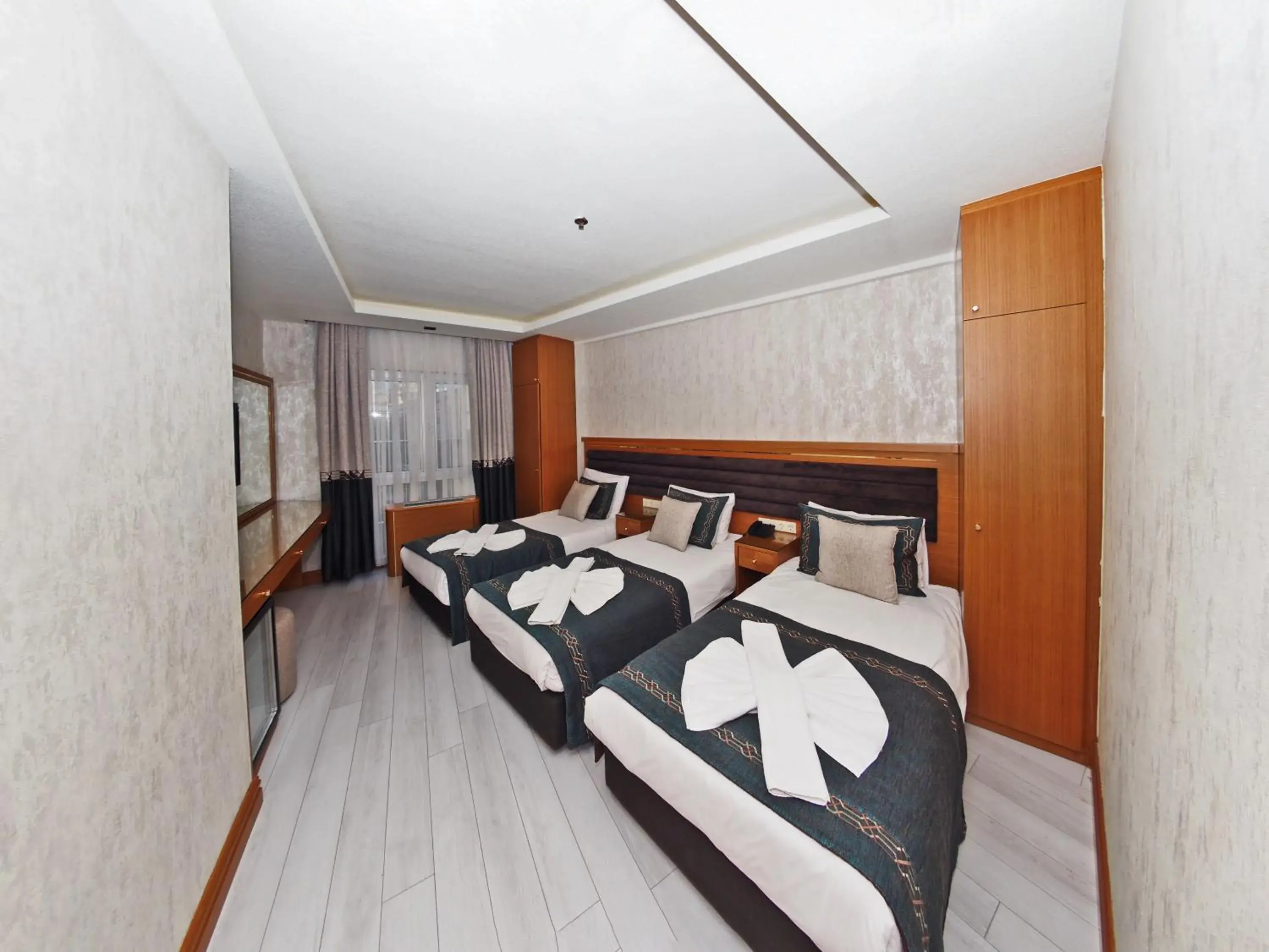 Photo of the whole room, Bed in Grand Emir Hotel Old City Photo of the whole room, Bed in Grand Emir Hotel Old City