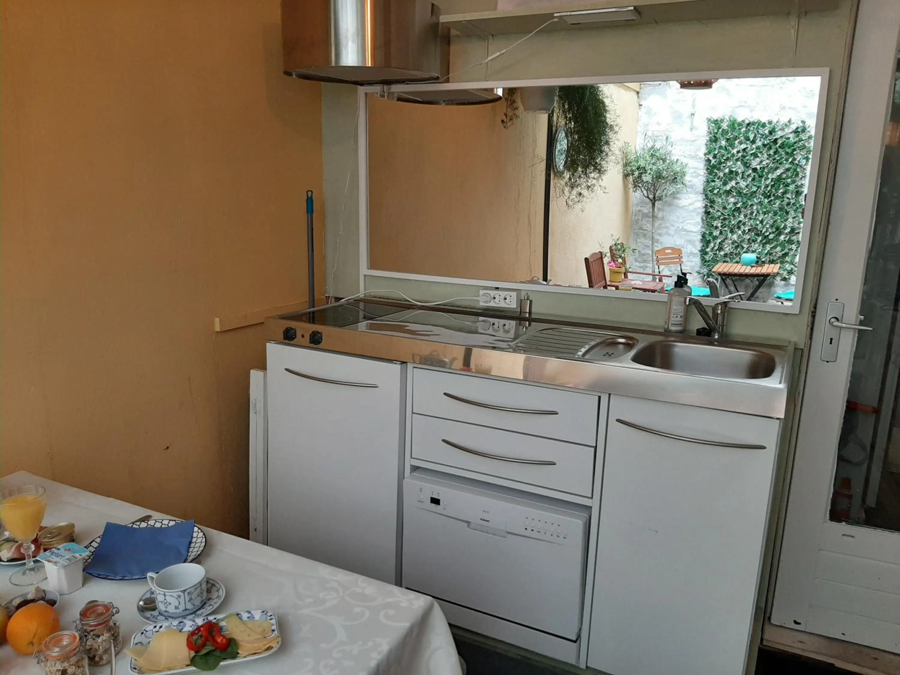 Coffee/tea facilities in De Juttershoek Centrum