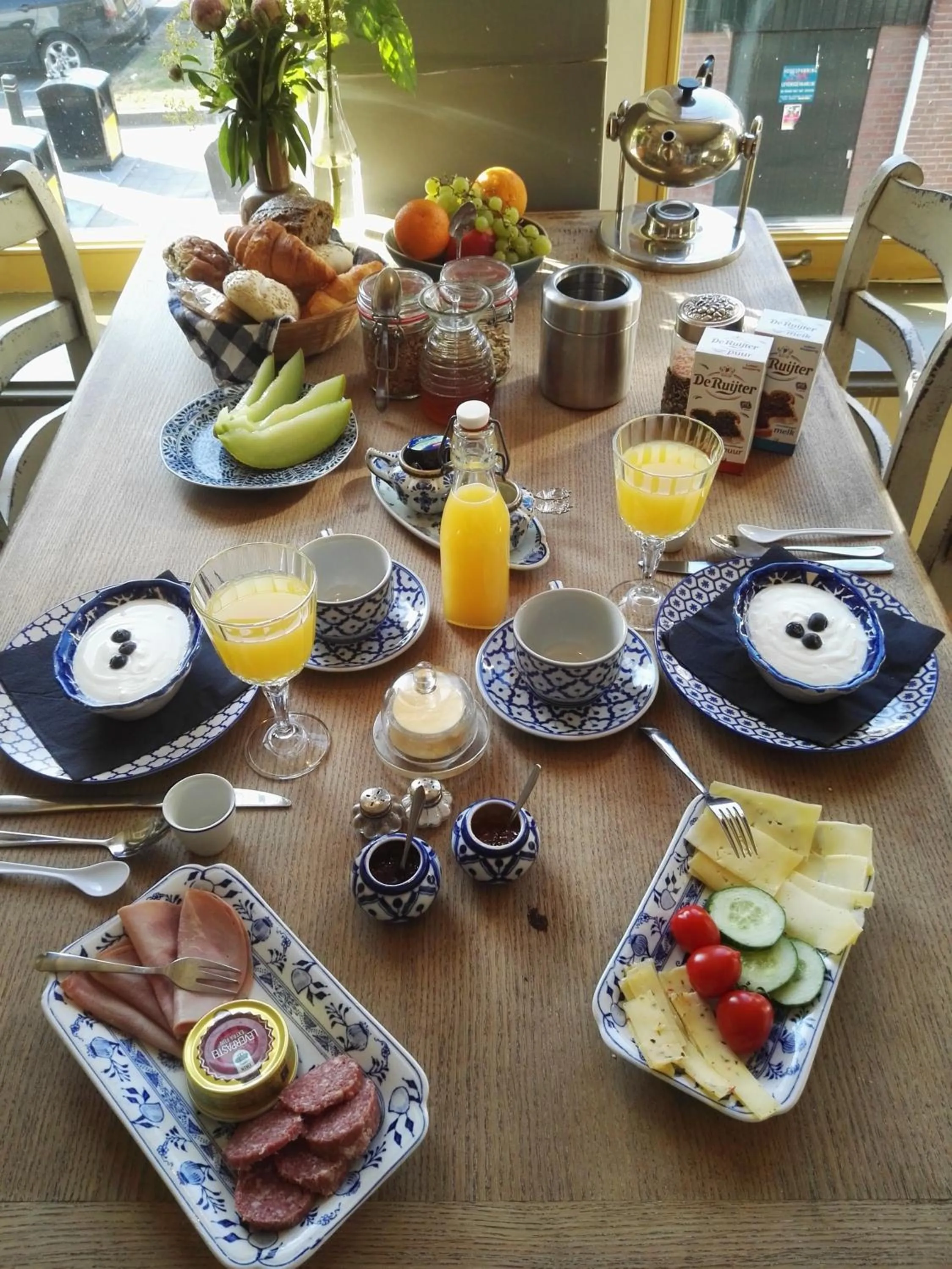 Food and drinks in De Juttershoek Centrum