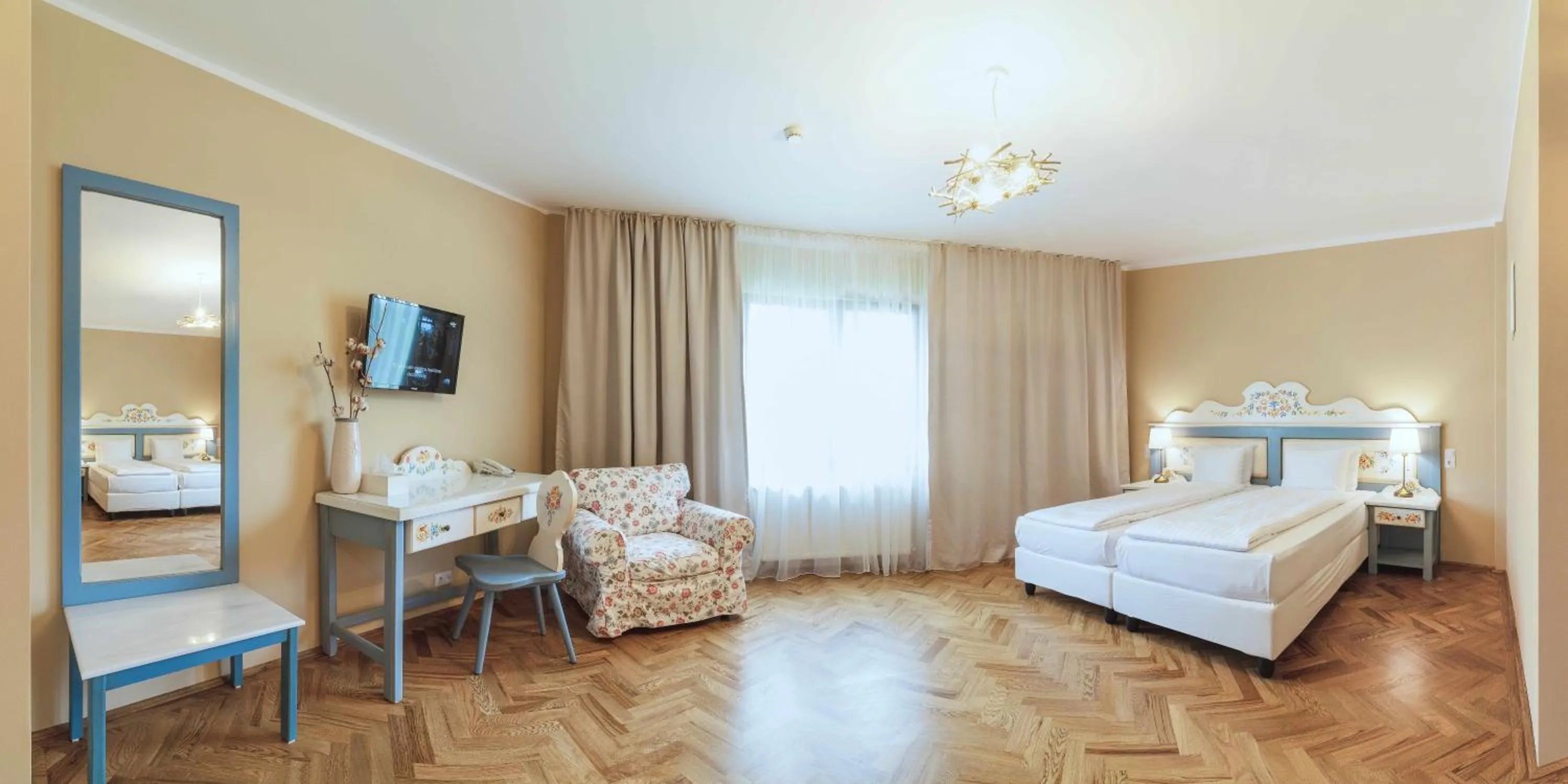 Photo of the whole room, Bed in Wolkendorf Bio Hotel & Spa