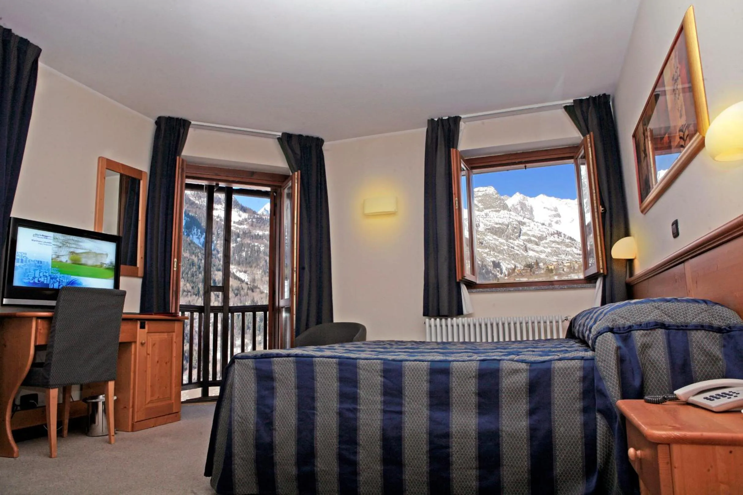 Photo of the whole room in Hotel Alpechiara