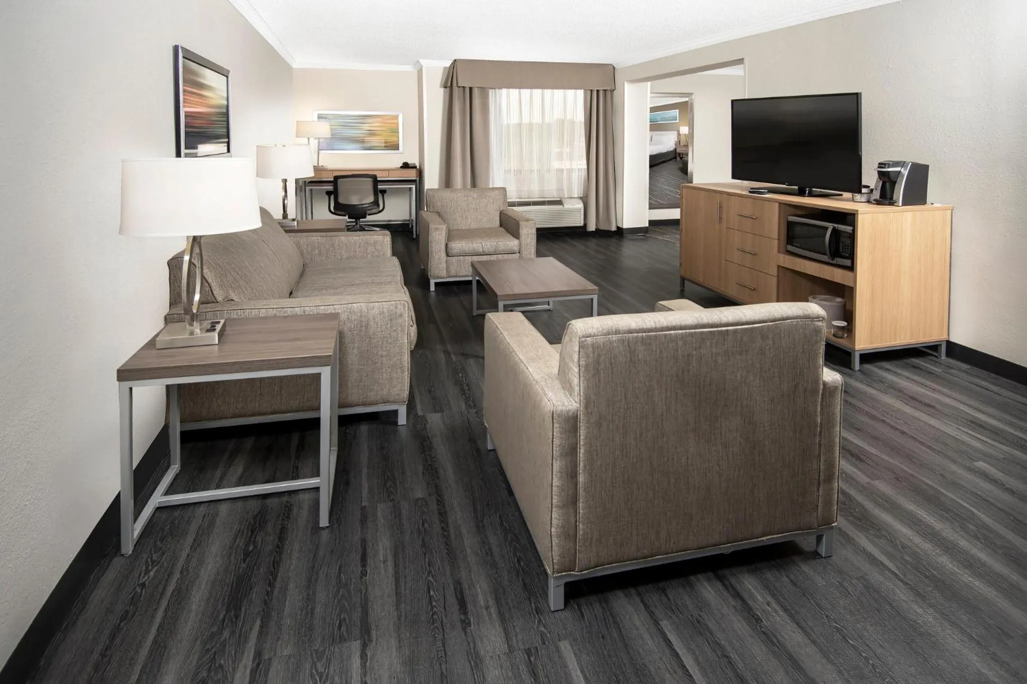 Photo of the whole room in Holiday Inn Greenville by IHG