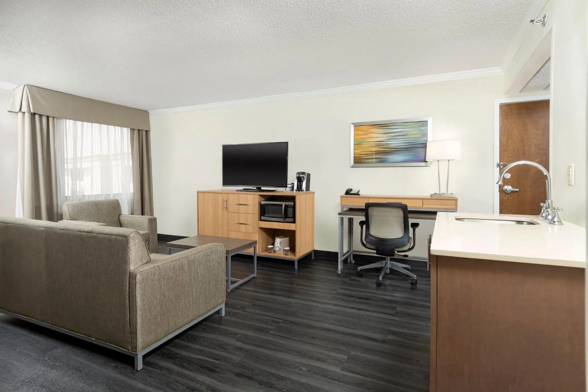 Photo of the whole room in Holiday Inn Greenville by IHG