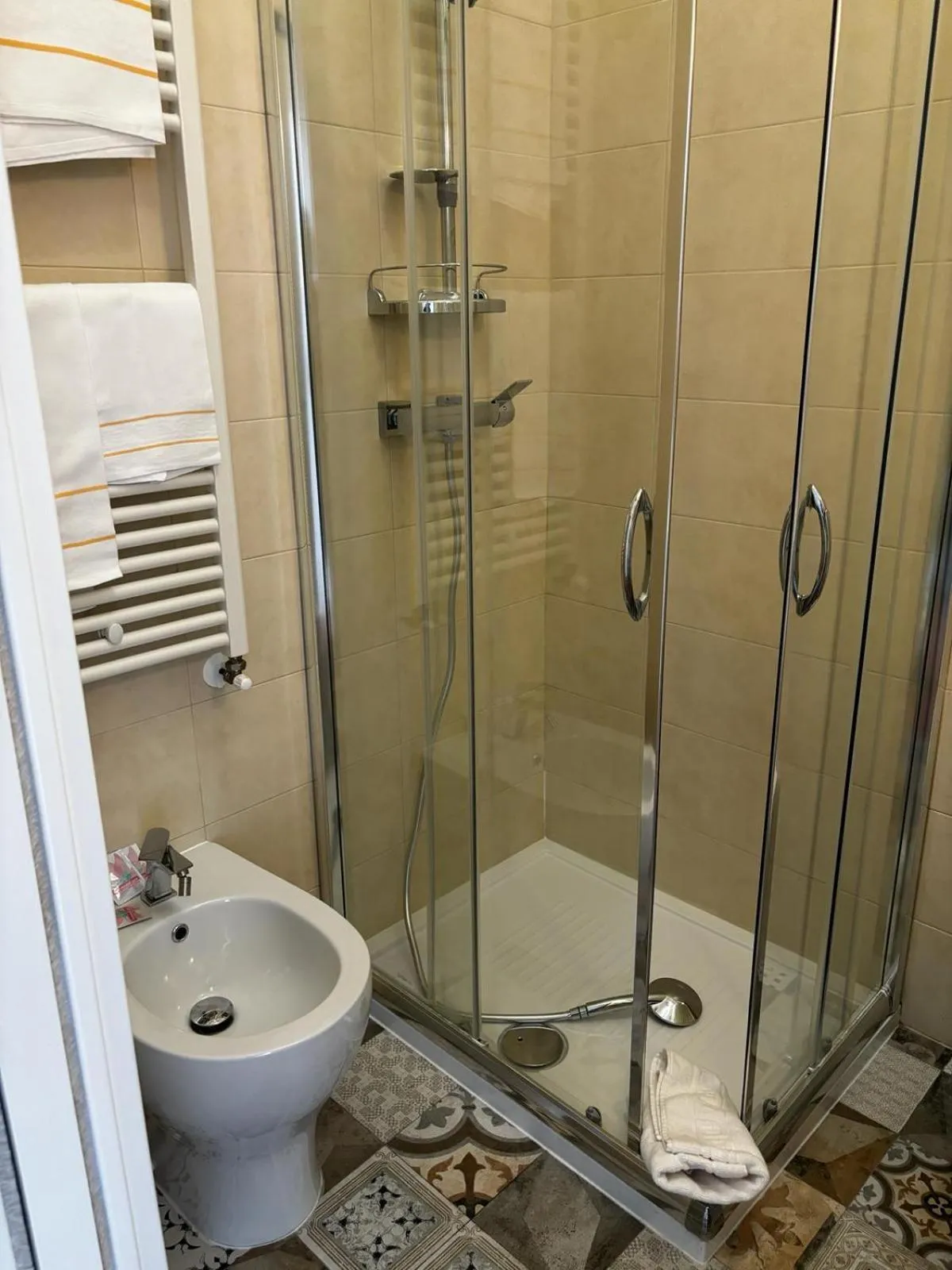 Shower in La Nuova Dimora B&B