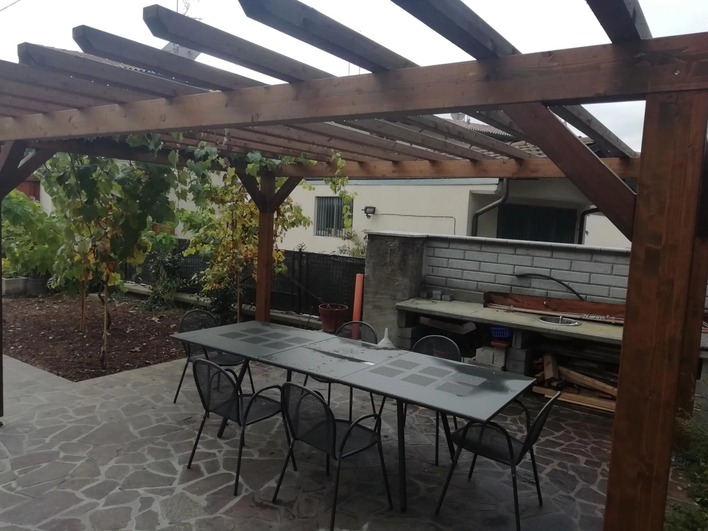 Garden in La Nuova Dimora B&B