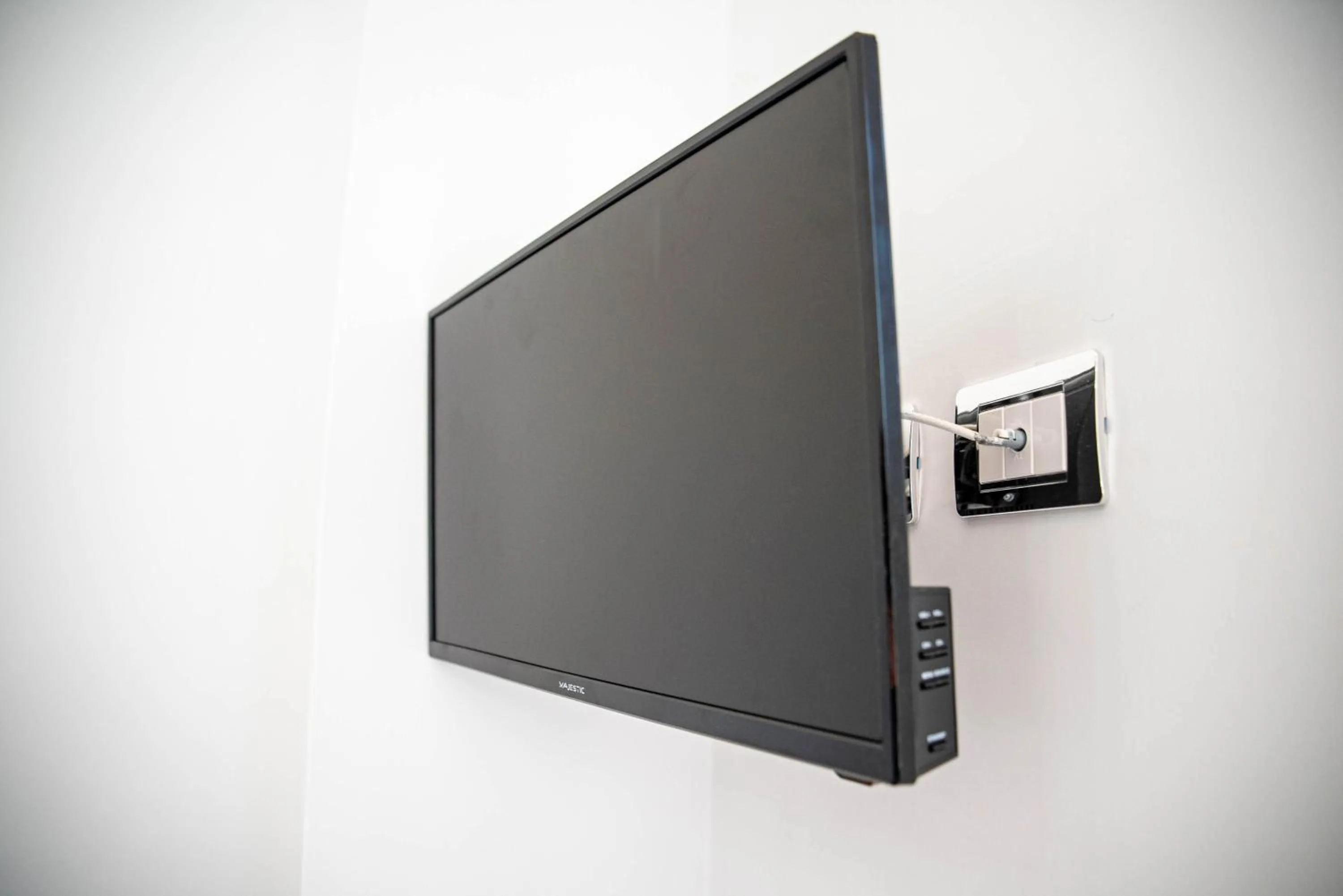 TV and multimedia in Luxury Relais Cuore Sabino