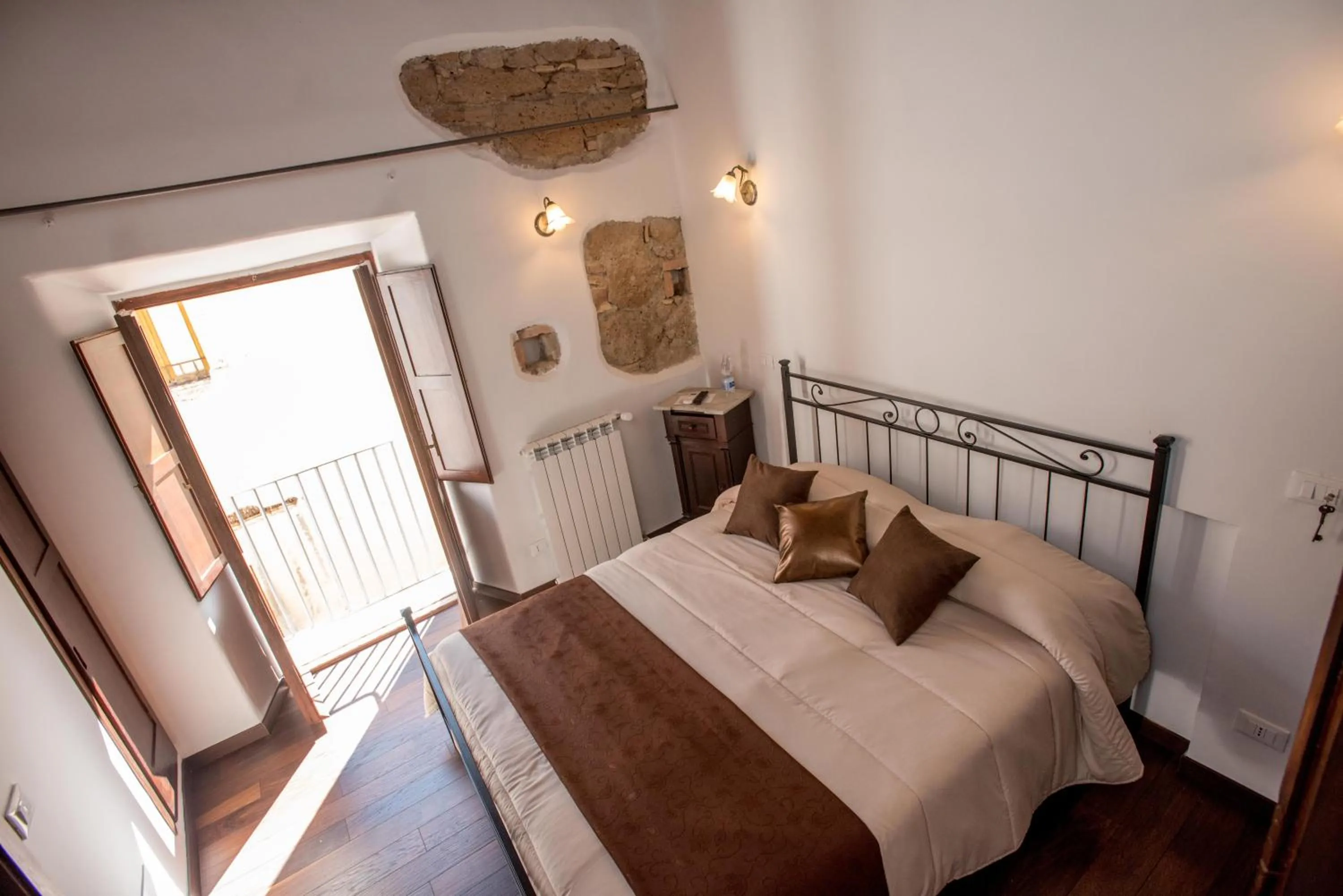 Bed in Luxury Relais Cuore Sabino