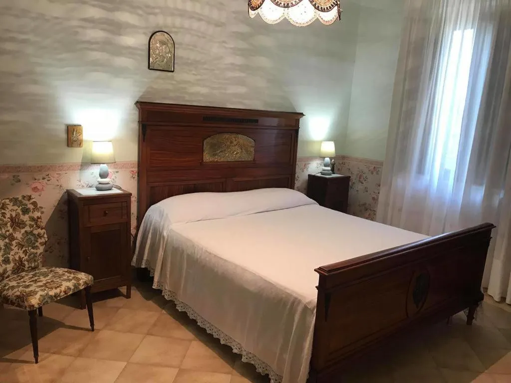 Bed in Villa Milici