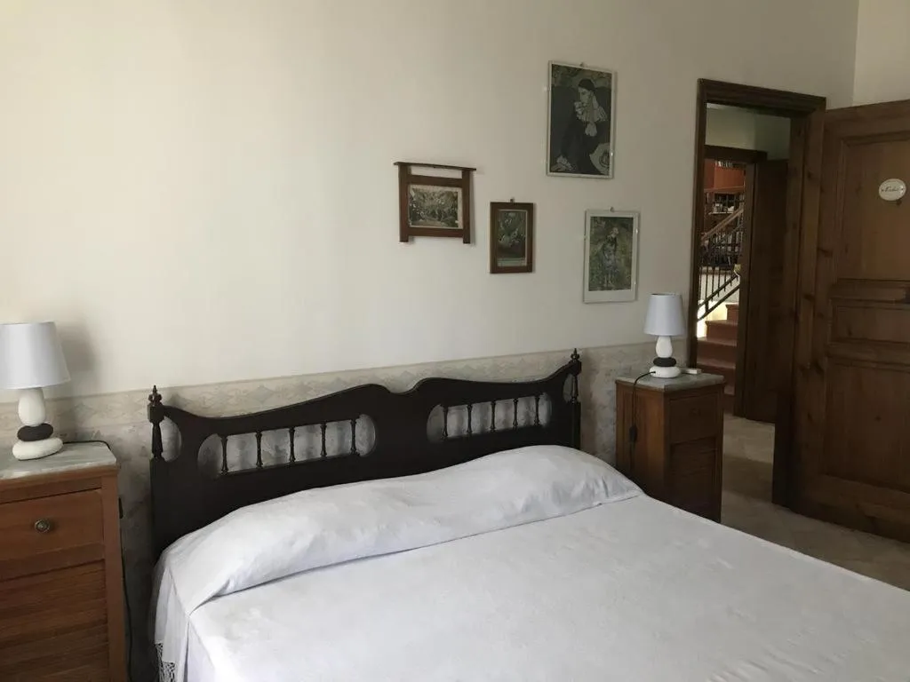 Bed in Villa Milici