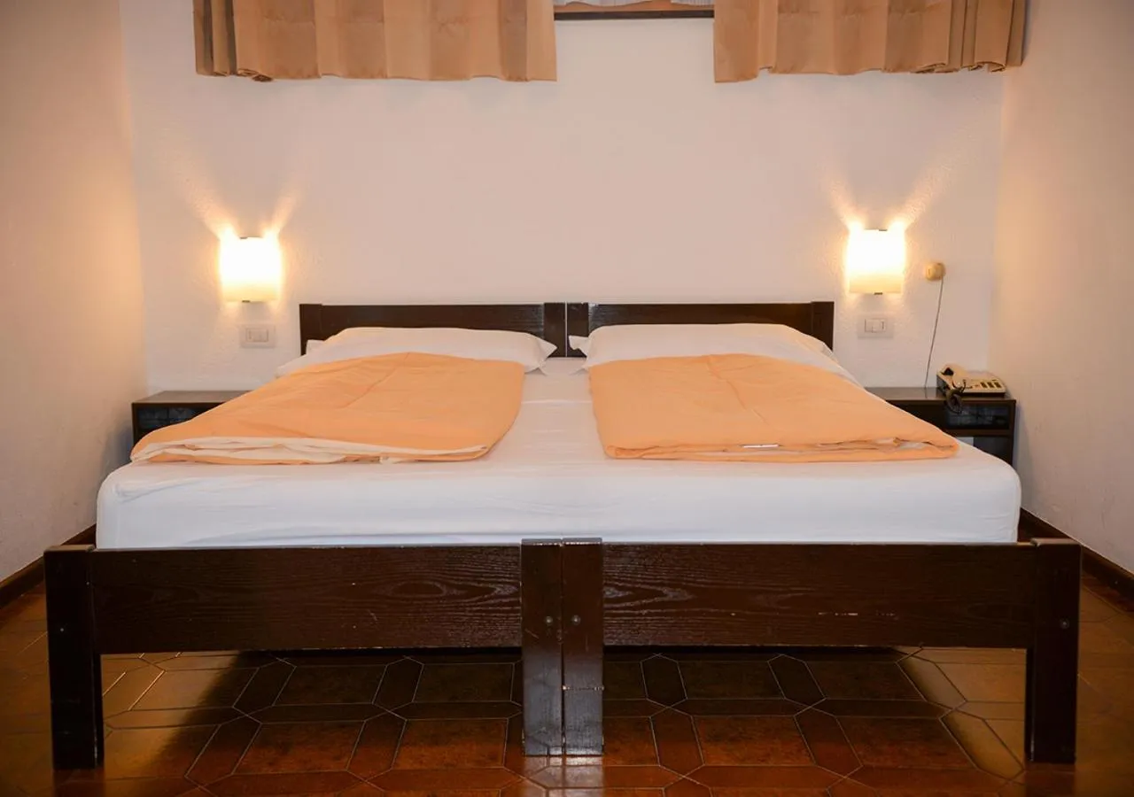 Bed in Hotel Regina Delle Dolomiti