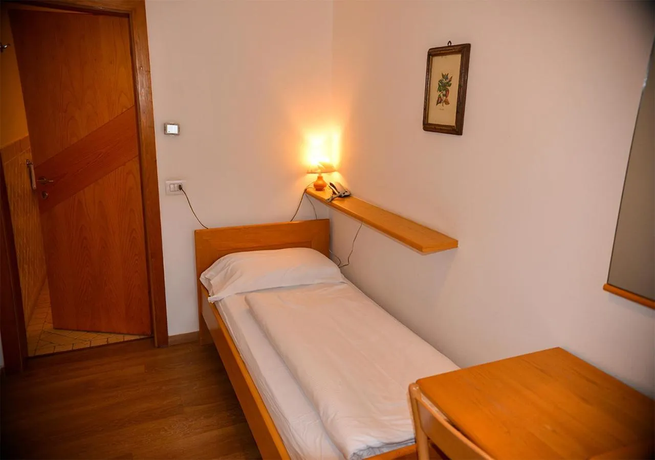 Bed in Hotel Regina Delle Dolomiti