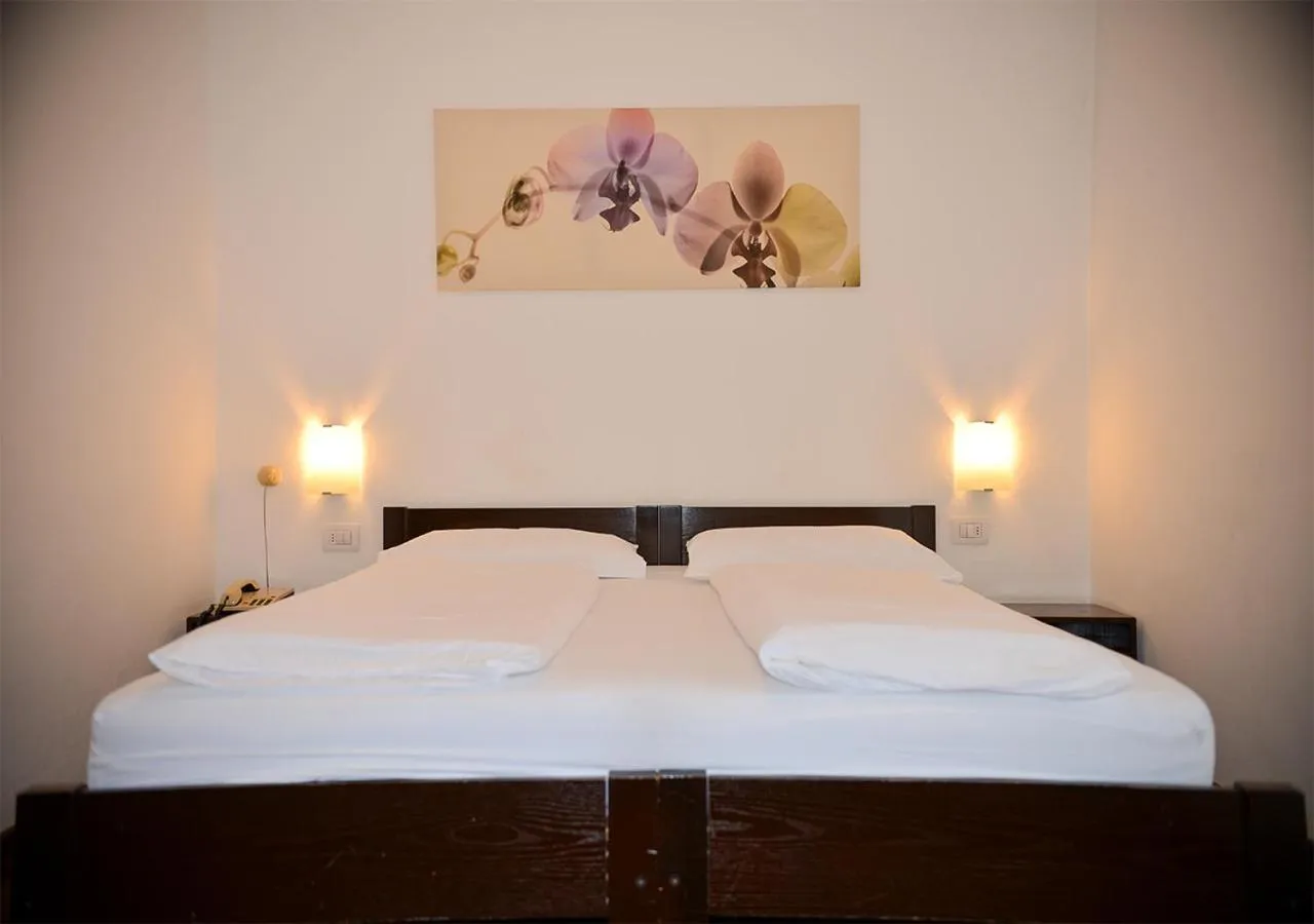 Bed in Hotel Regina Delle Dolomiti