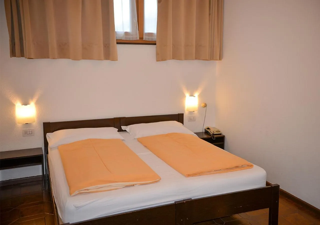 Bed in Hotel Regina Delle Dolomiti