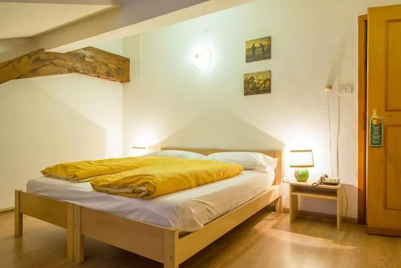 Bed in Hotel Regina Delle Dolomiti
