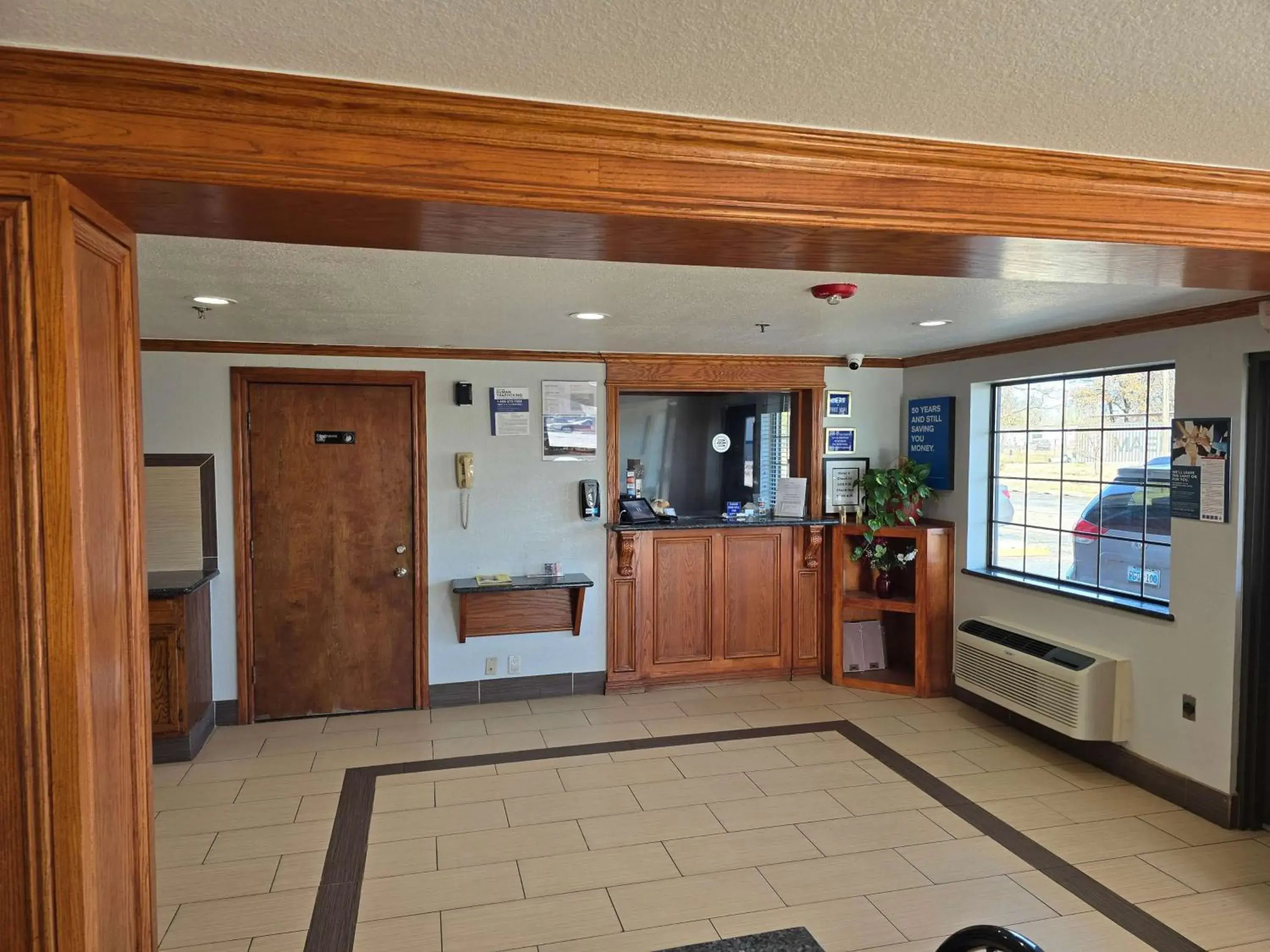 Lobby or reception in Motel 6 Oklahoma City OK Frontier City Lobby or reception in Motel 6 Oklahoma City OK Frontier City