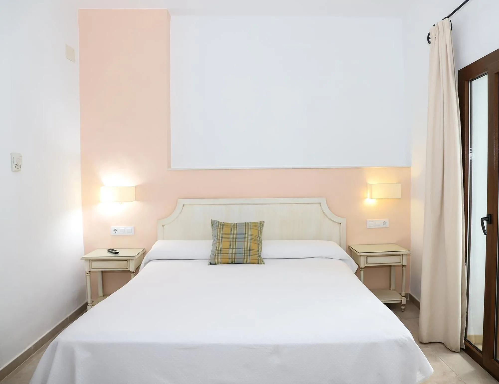 Hostal Doña Lola Marina