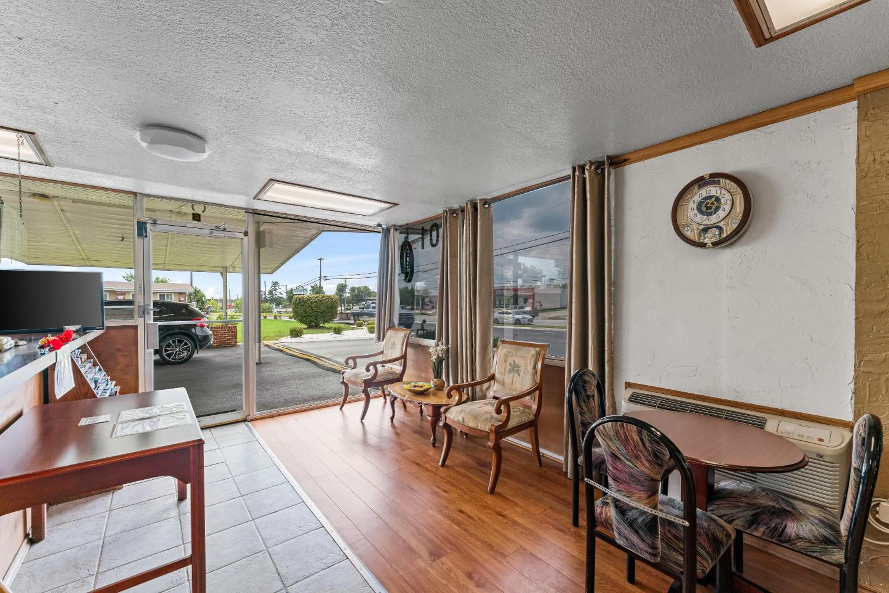 Lobby or reception in Guest Inn Rogers