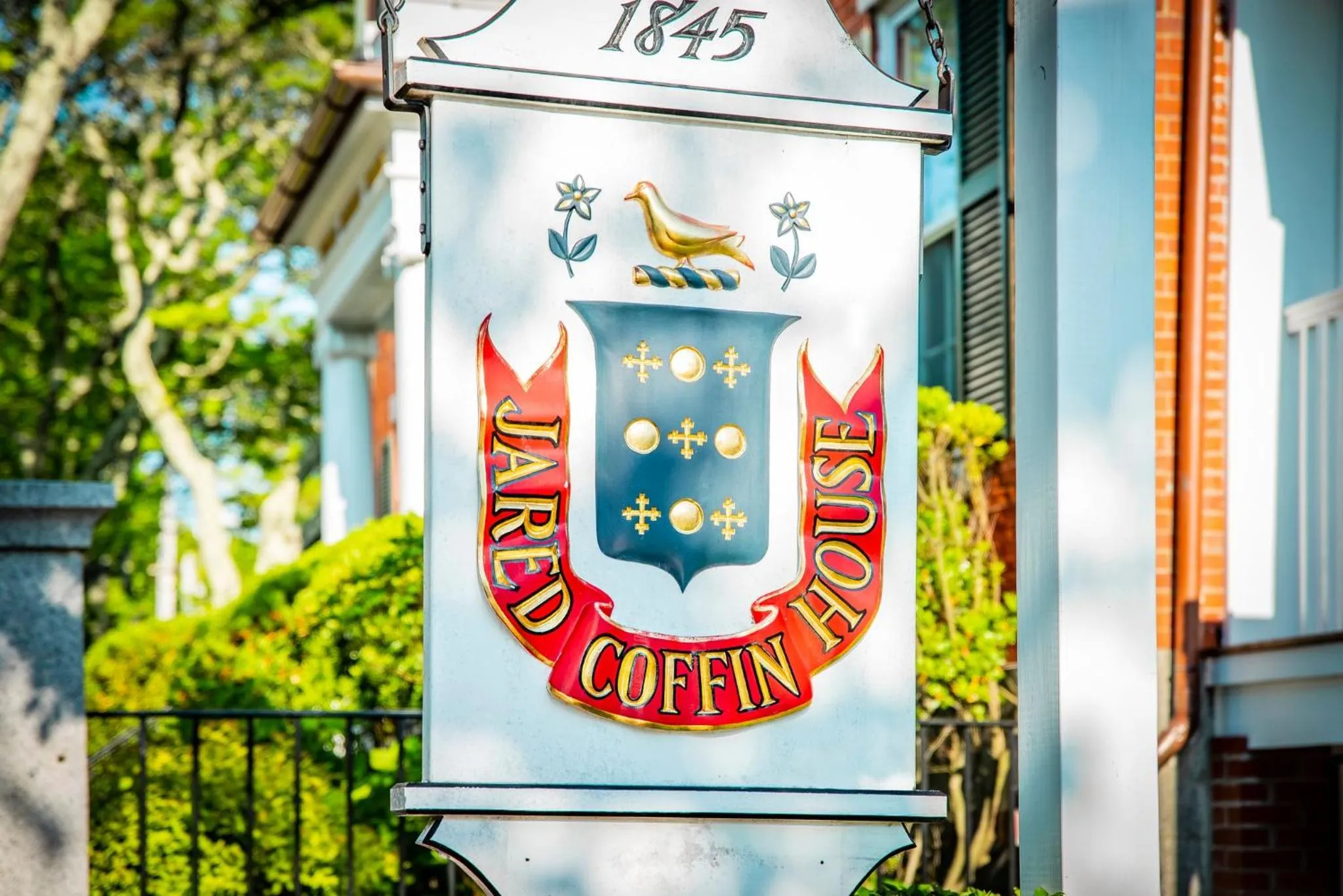 Logo/Certificate/Sign in Jared Coffin House