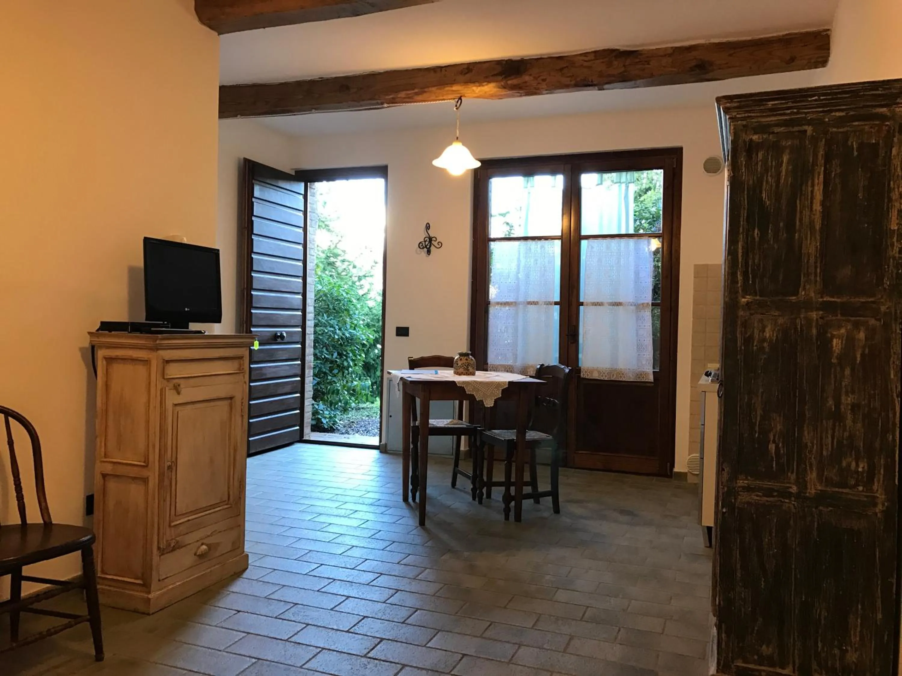 Photo of the whole room in Casale San Giovanni