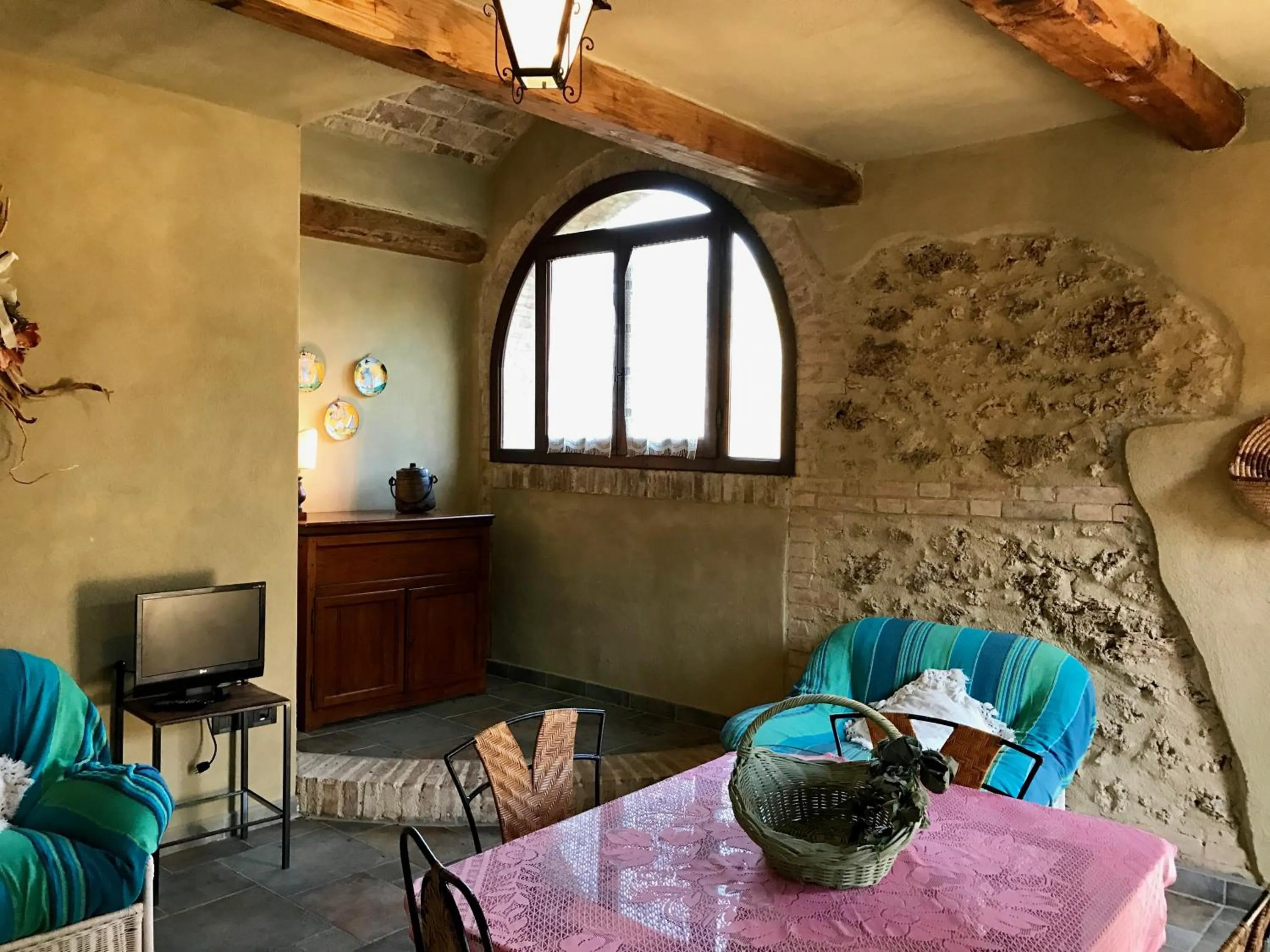 Photo of the whole room in Casale San Giovanni