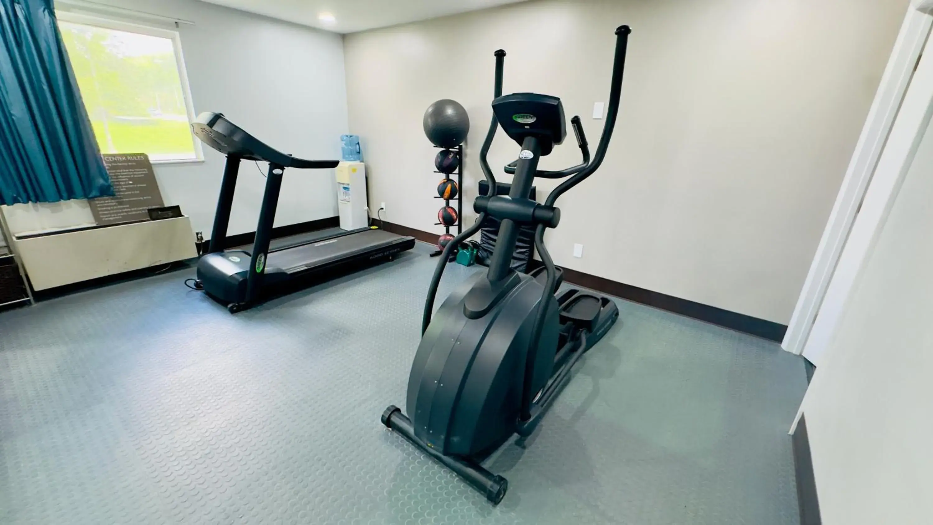 Fitness centre/facilities in Motel 6 McGraw, NY - Cortland Fitness centre/facilities in Motel 6 McGraw, NY - Cortland