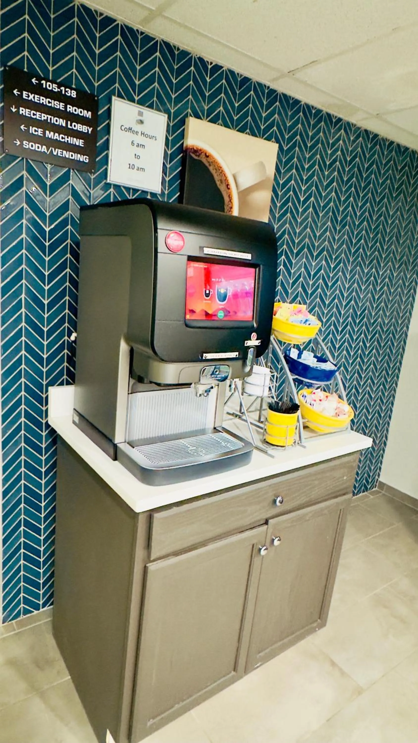 Coffee/tea facilities in Motel 6 McGraw, NY - Cortland