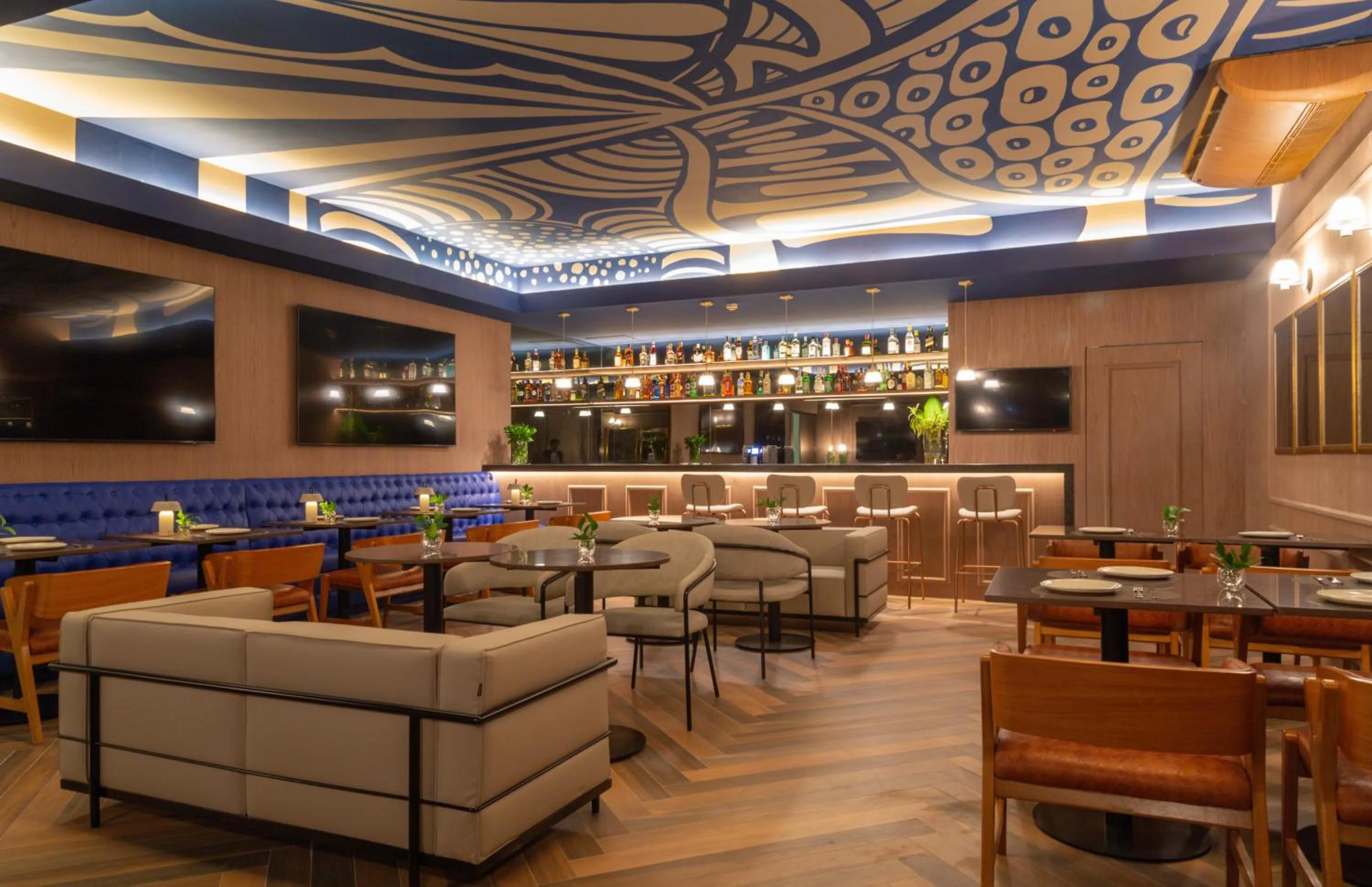 Lounge or bar in Blue Tree Towers Rio Poty