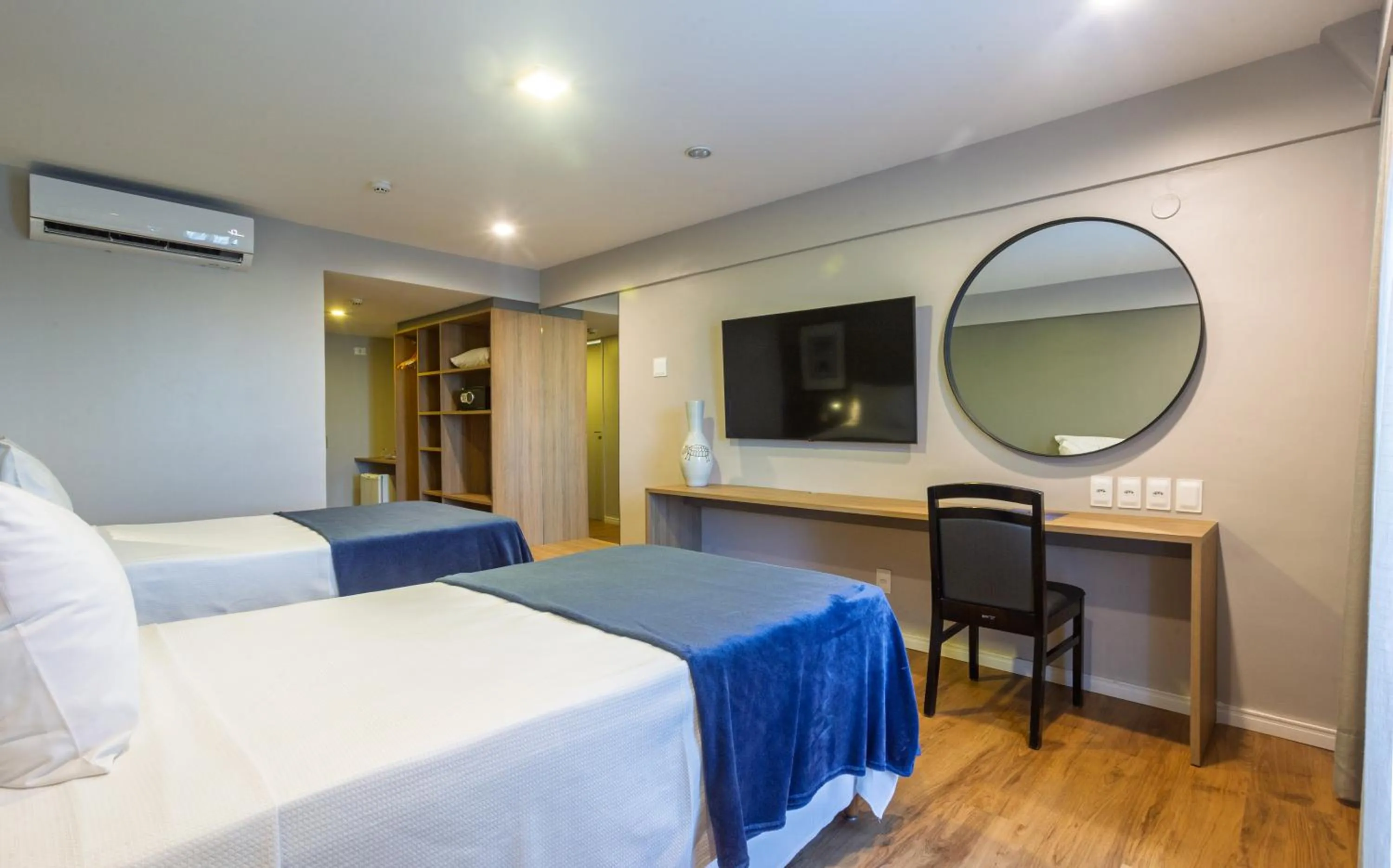 Bed in Blue Tree Towers Rio Poty