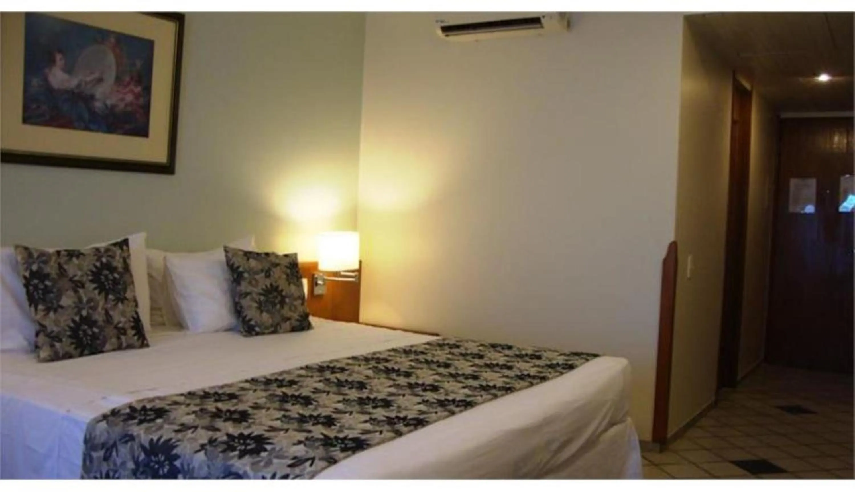 Bed in Blue Tree Towers Rio Poty