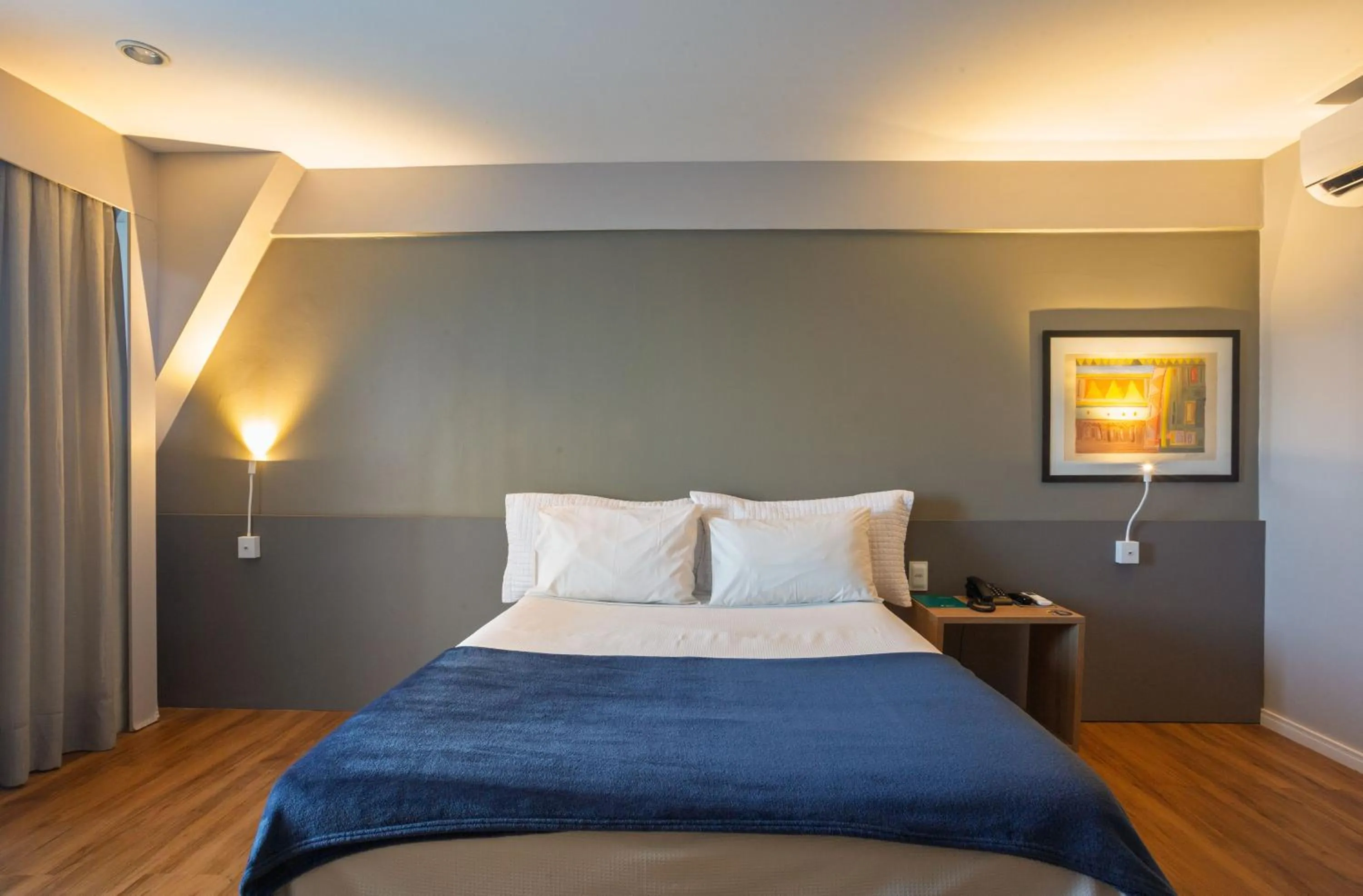 Bed in Blue Tree Towers Rio Poty