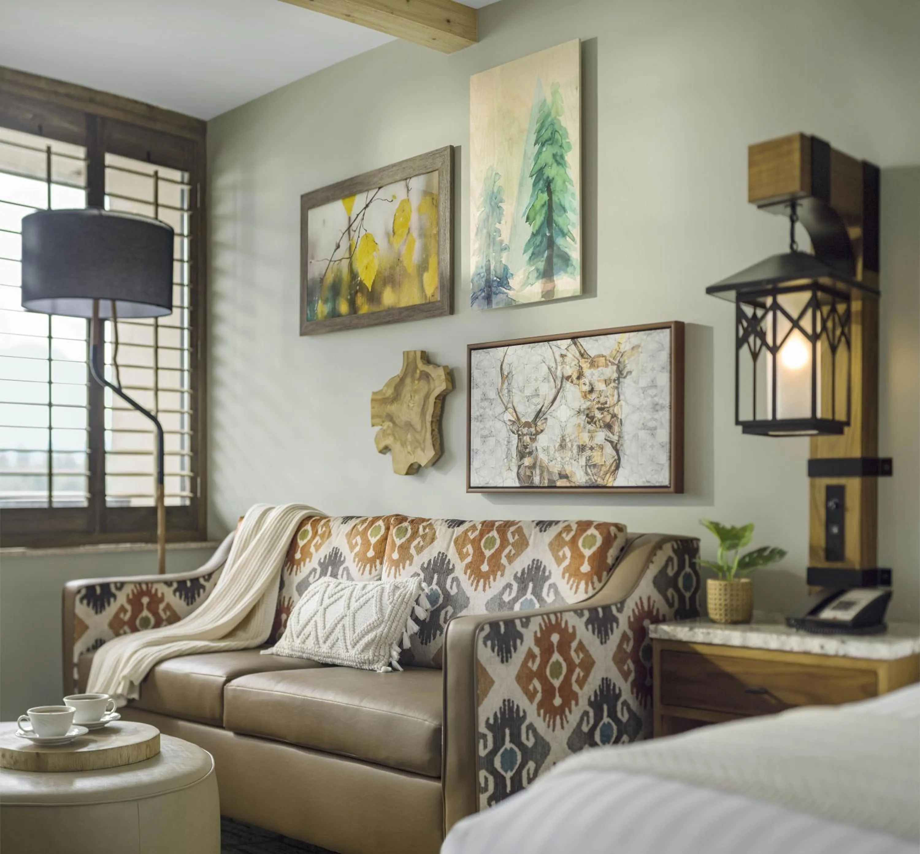 Decorative detail, Bed in High Peaks Resort