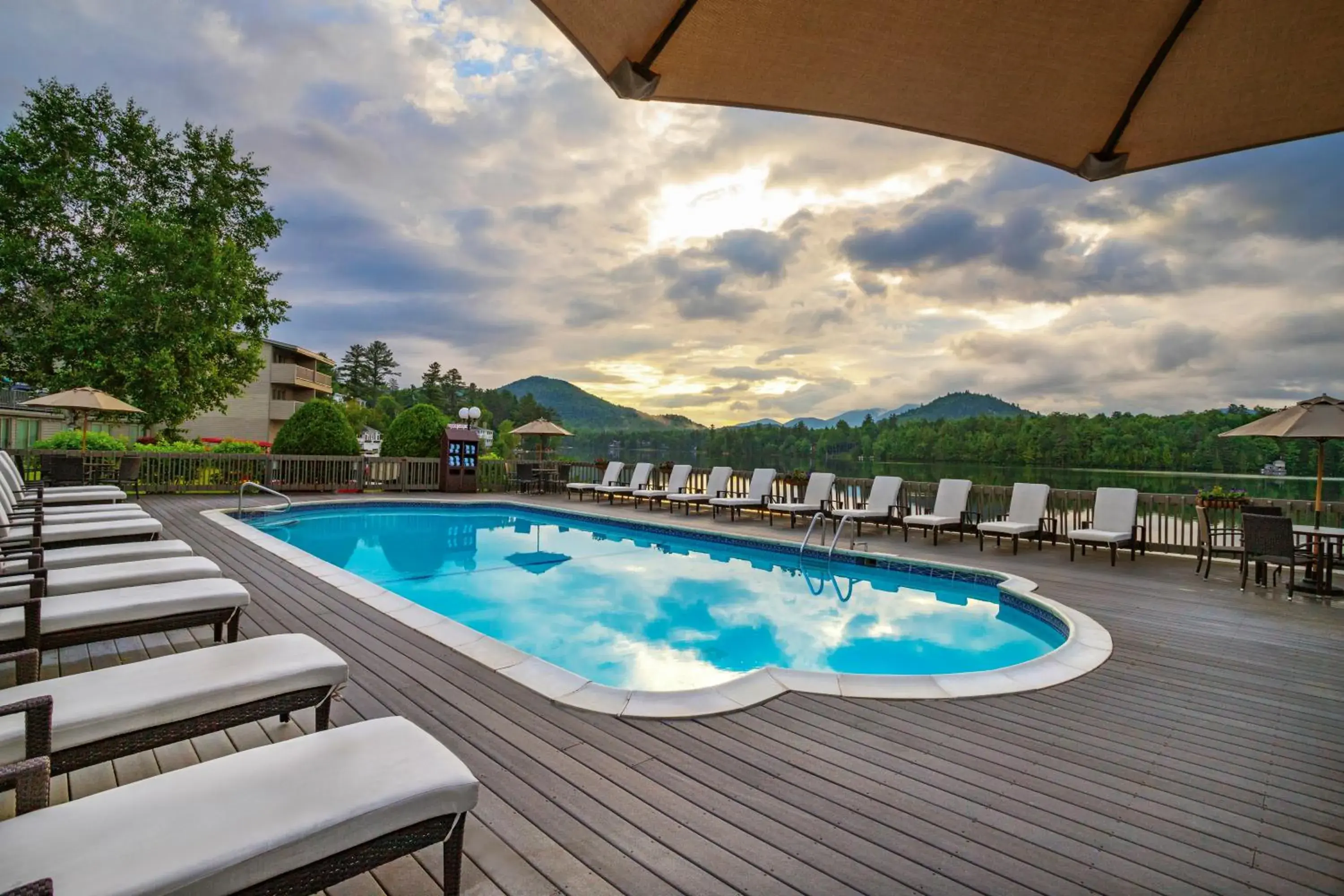 Swimming pool in High Peaks Resort Swimming pool in High Peaks Resort