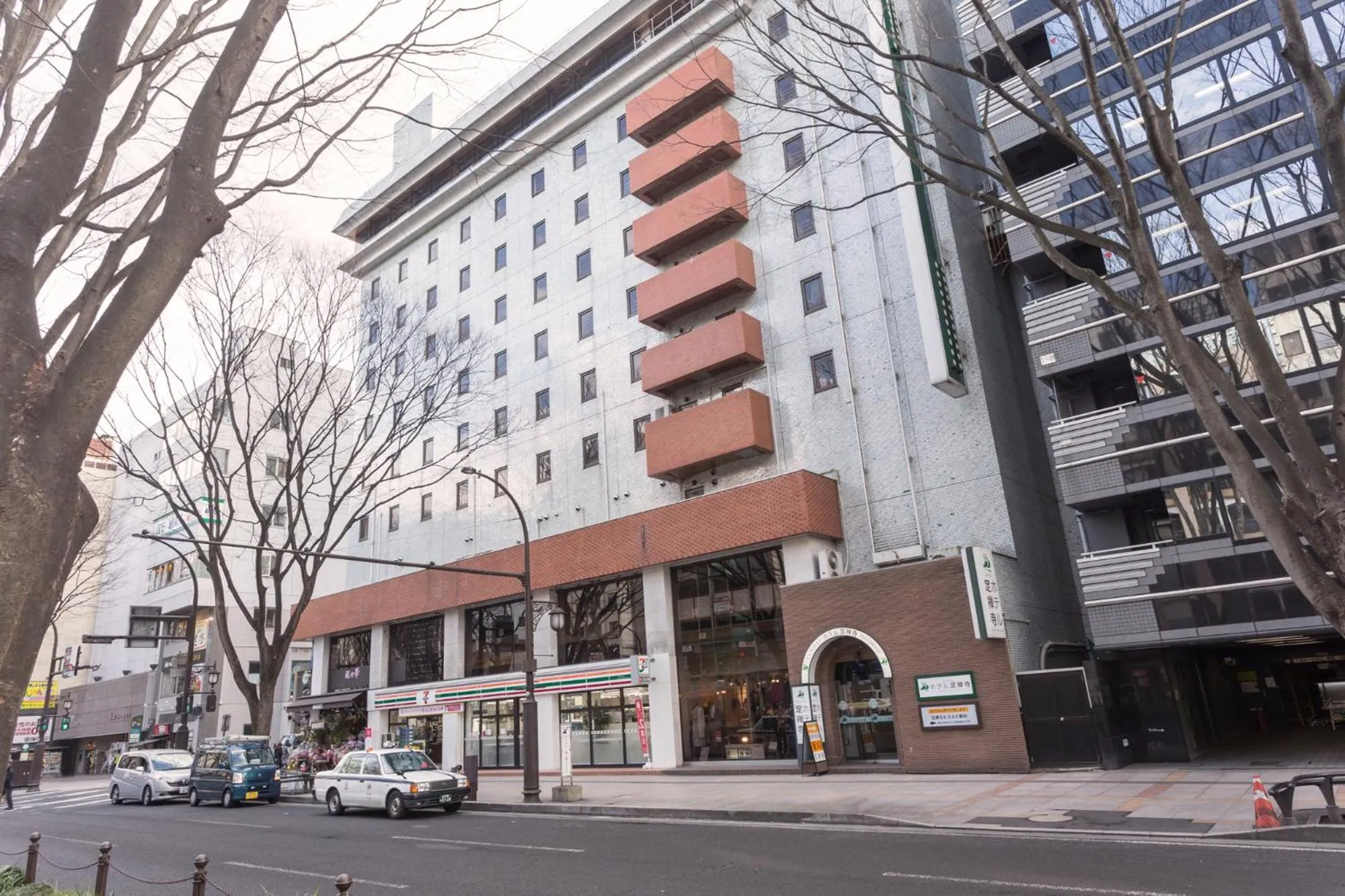 Property building in Hotel Johzenji