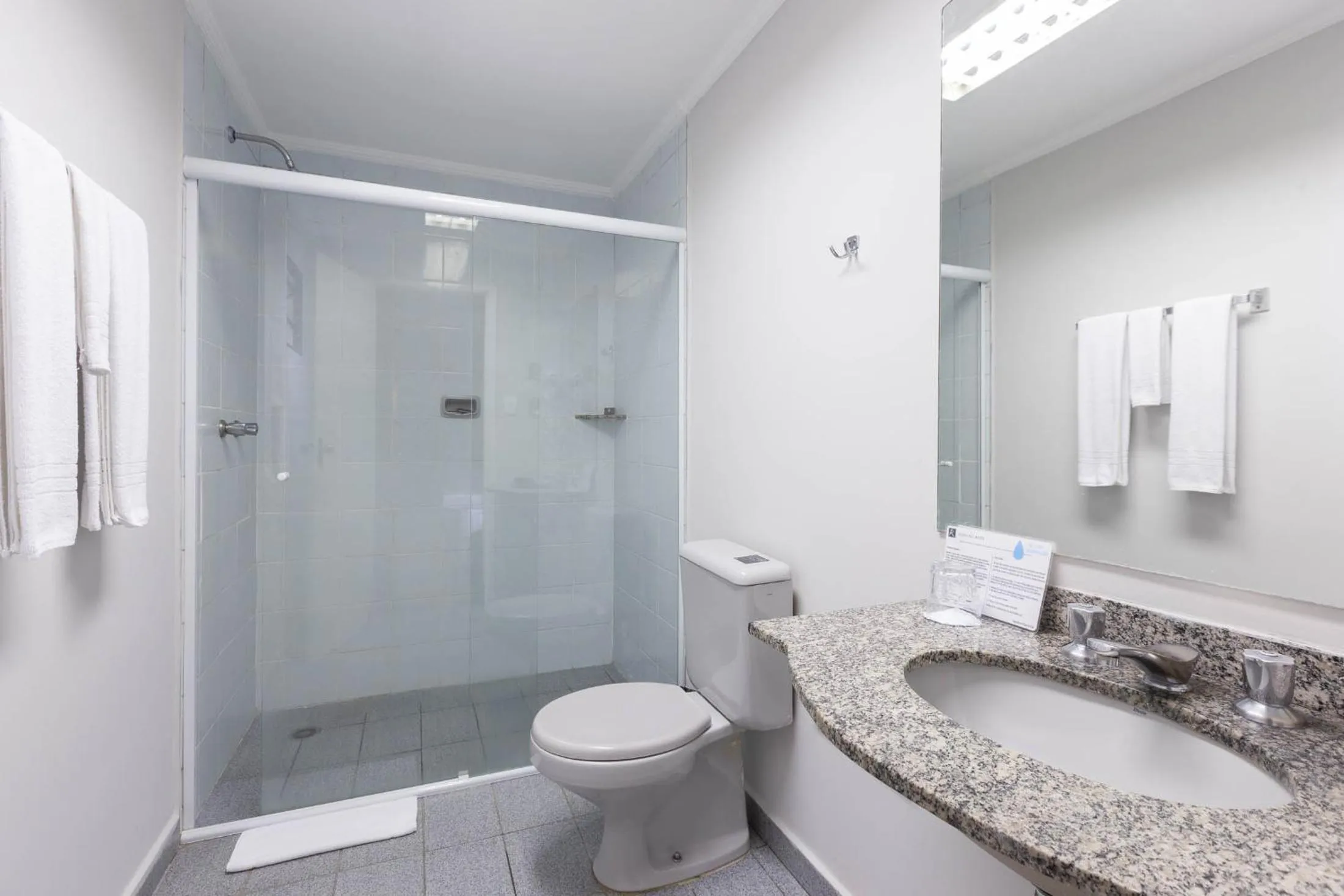 Hotel Rojas All Suite