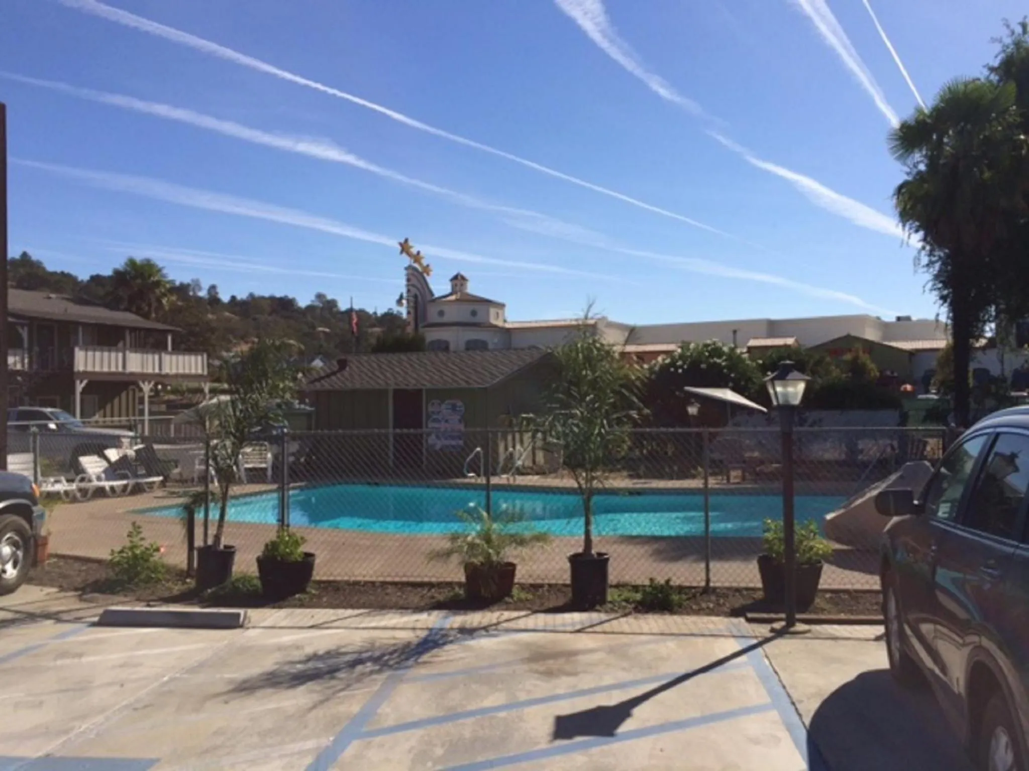 Day in Vino Inn & Suites