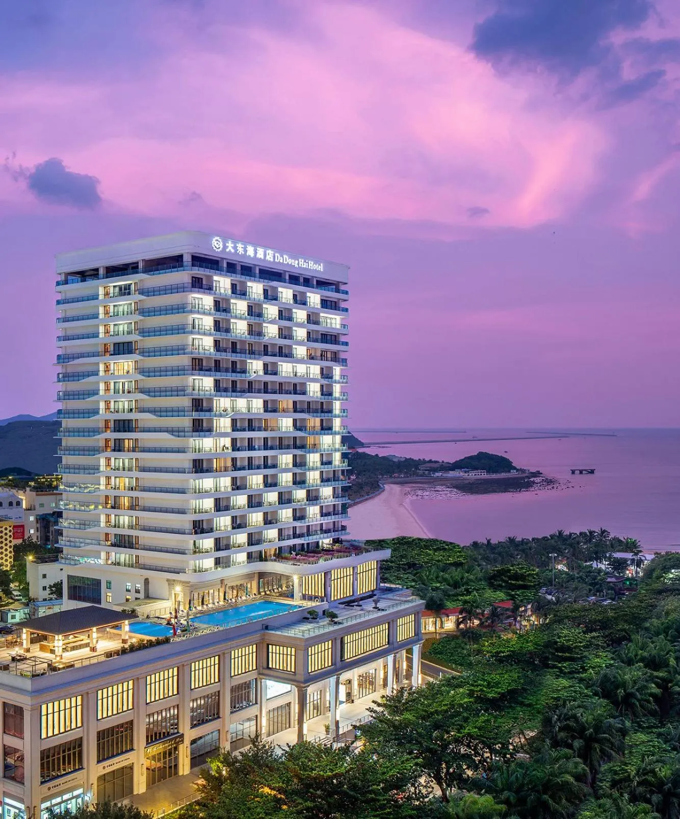 Sanya Dadonghai Seaview Hotel