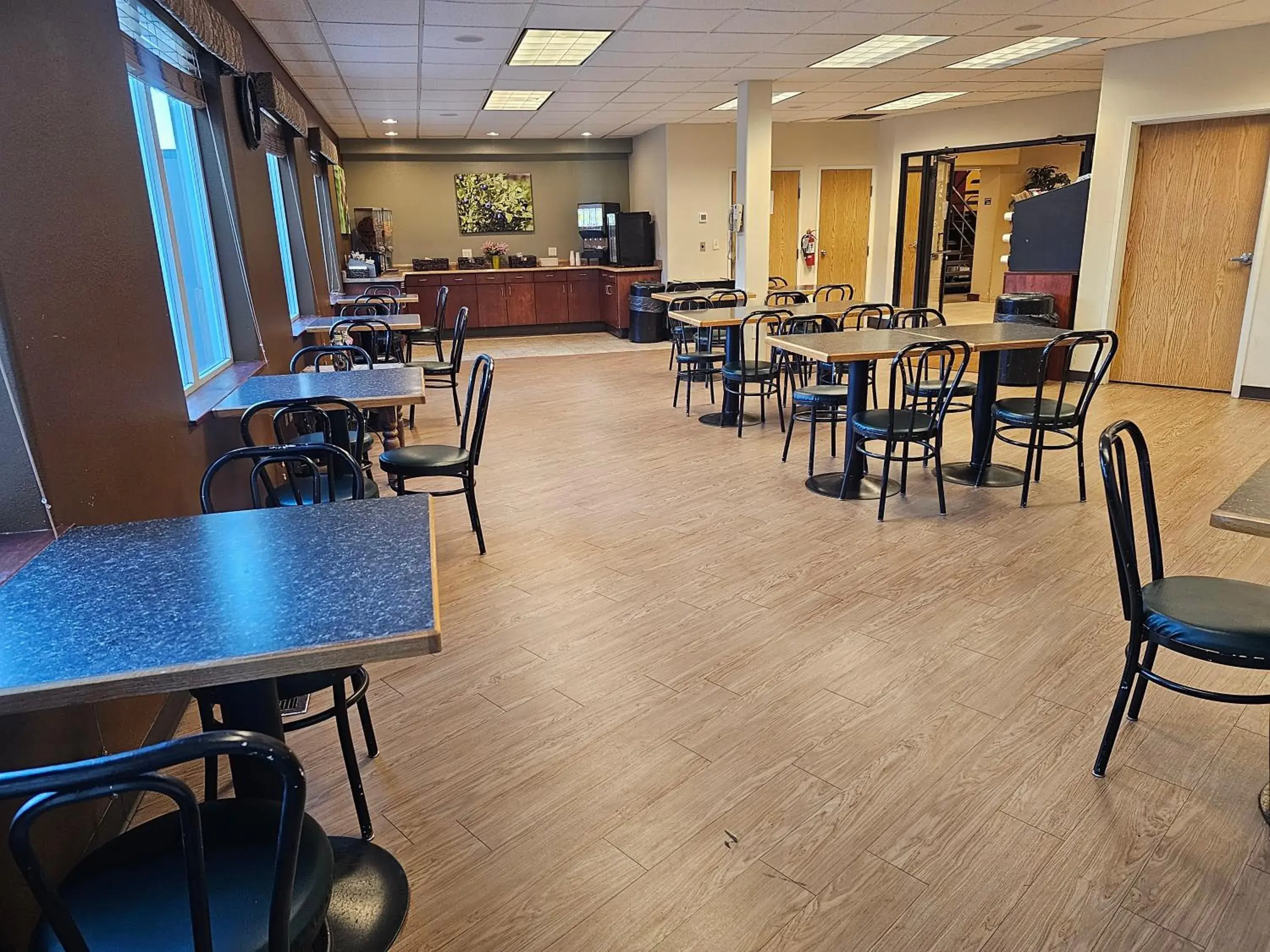 Breakfast in Broadway Inn Conference Center Breakfast in Broadway Inn Conference Center