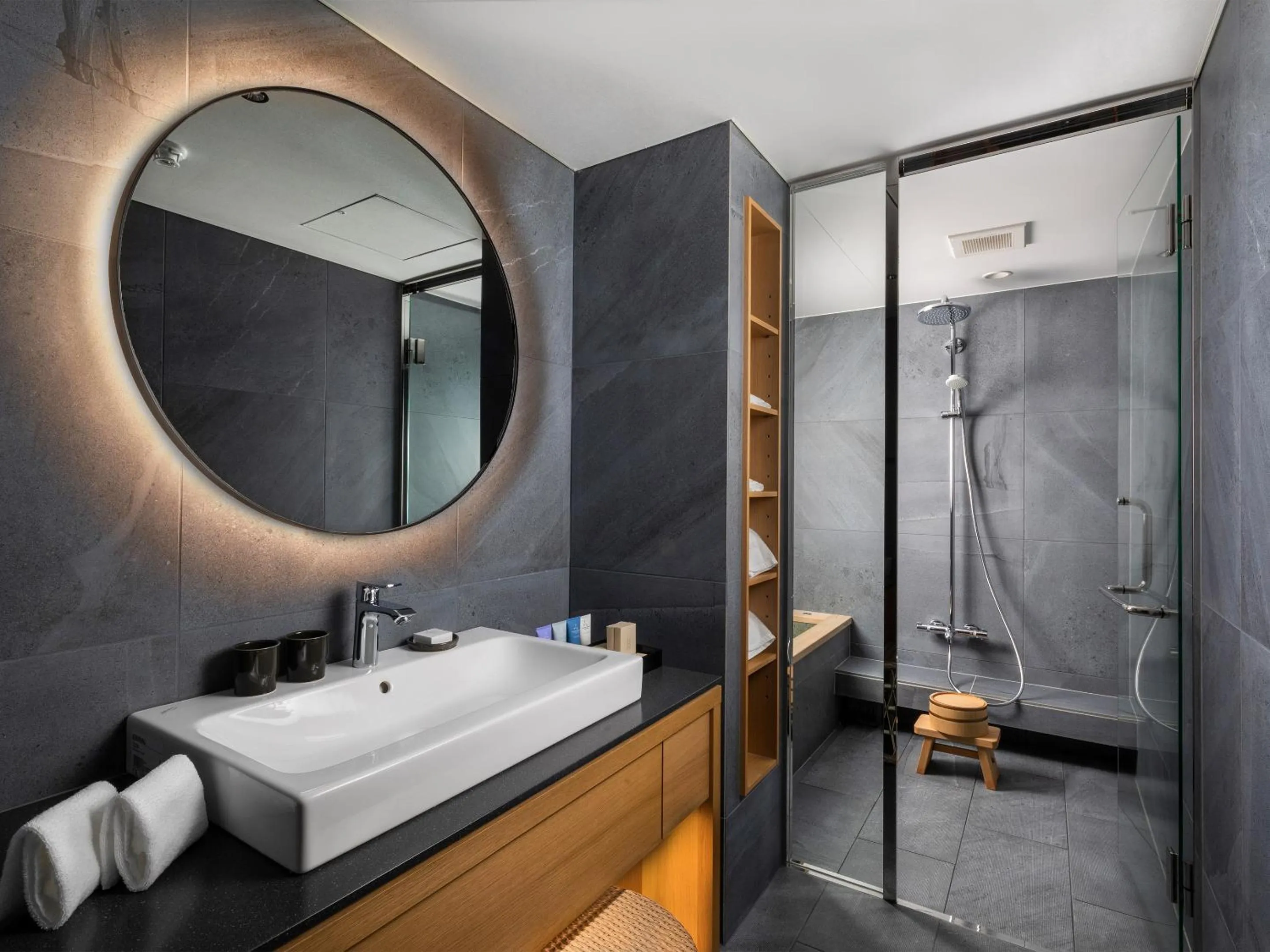 Bathroom in Nanzenji sando KIKUSUI