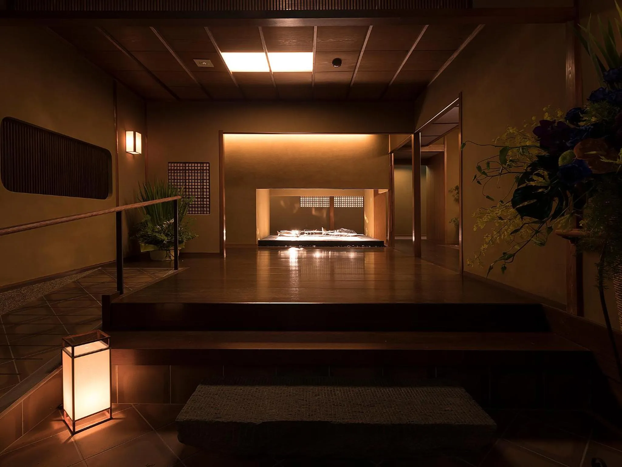 Facade/entrance in Nanzenji sando KIKUSUI