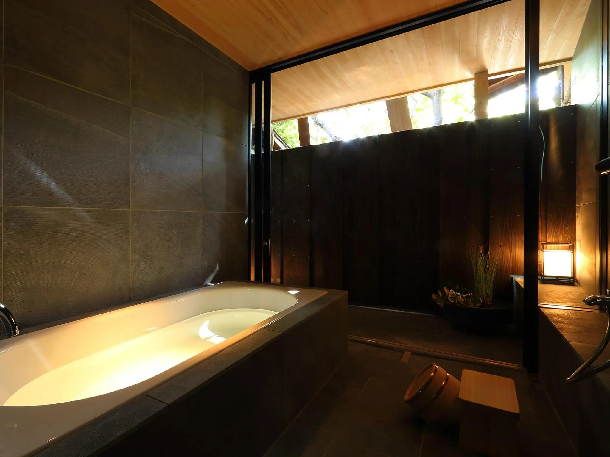 Bathroom in Nanzenji sando KIKUSUI
