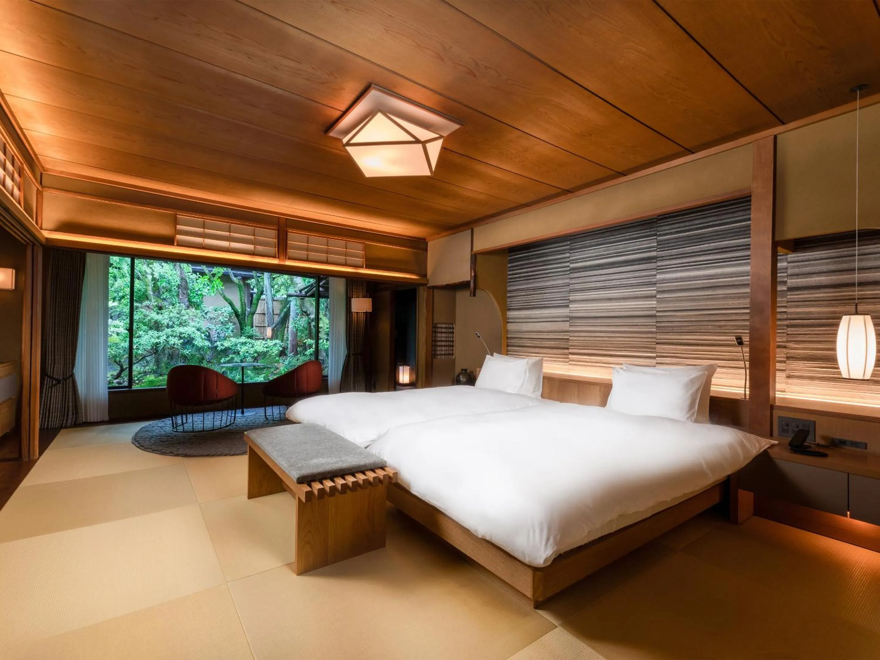 Photo of the whole room, Bed in Nanzenji sando KIKUSUI