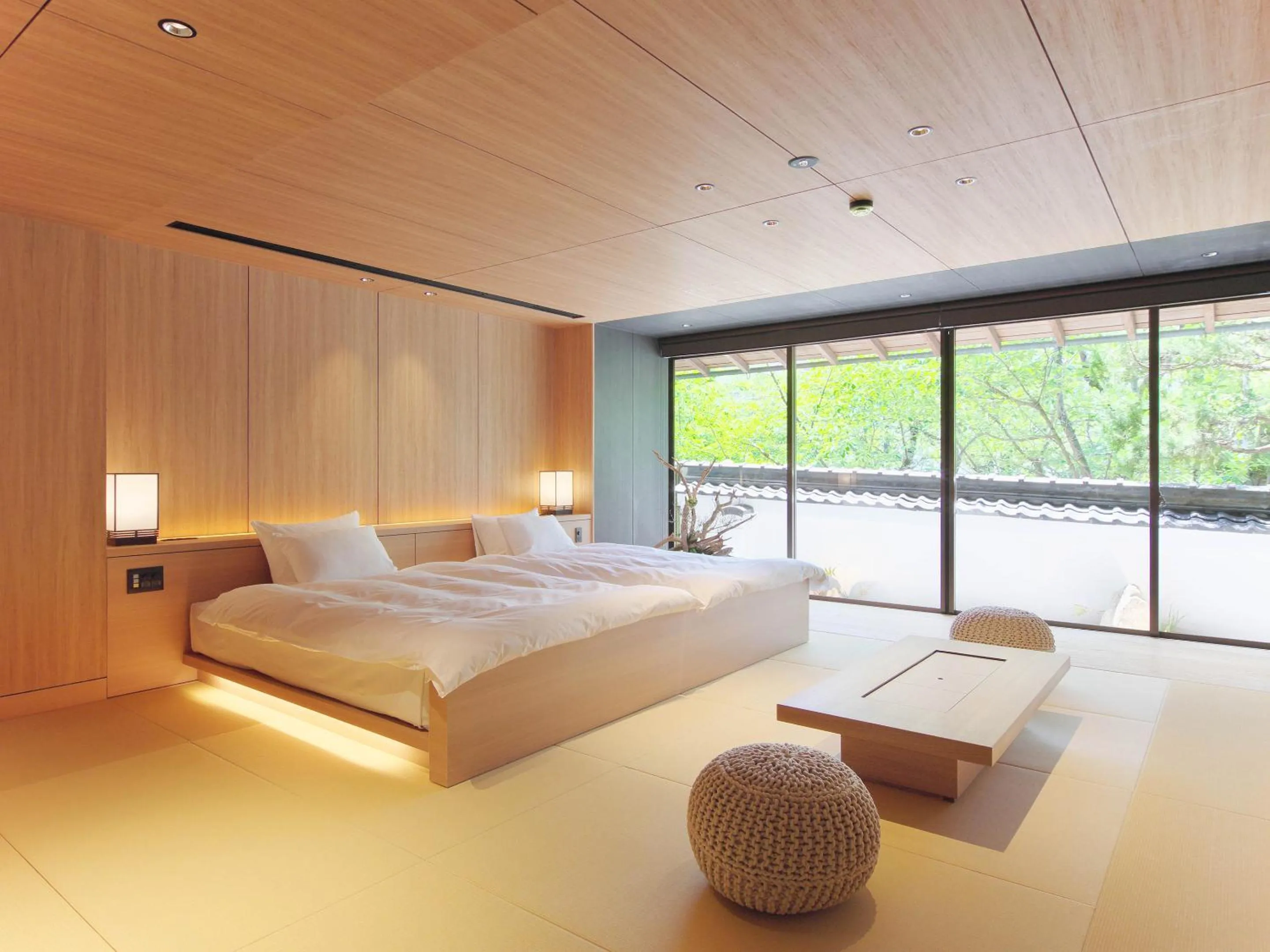 Photo of the whole room, Bed in Nanzenji sando KIKUSUI
