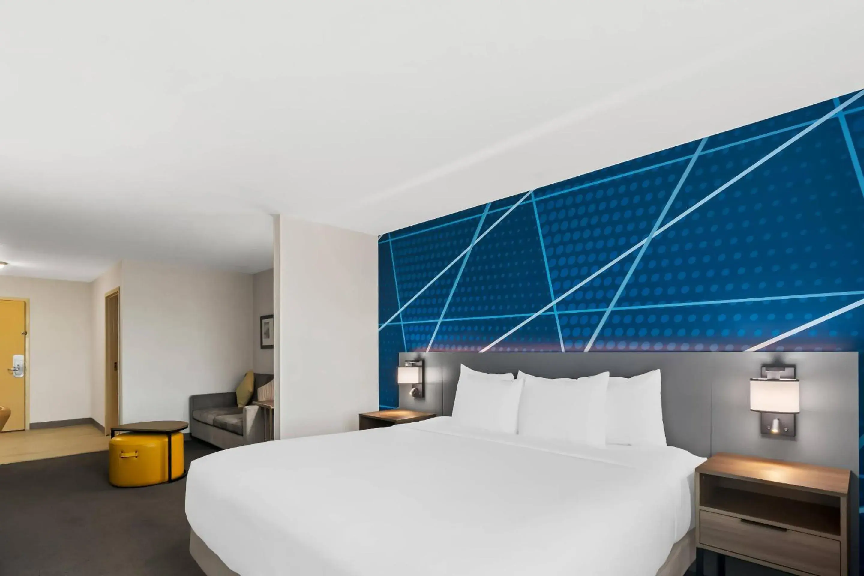 Bedroom, Bed in Comfort Suites Bentonville - Rogers Bedroom, Bed in Comfort Suites Bentonville - Rogers