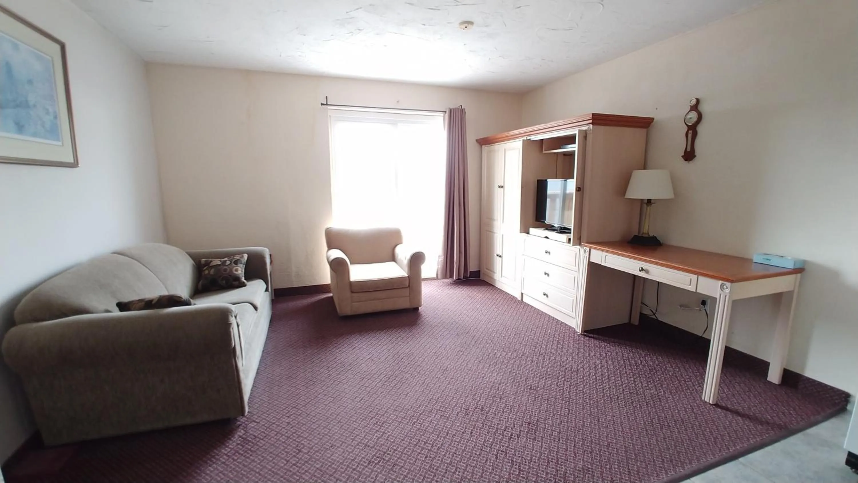 Seating Area in Sand Castle Suites Motel