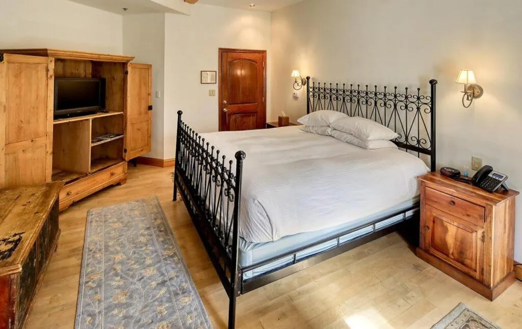 Bed in Wedmore Place