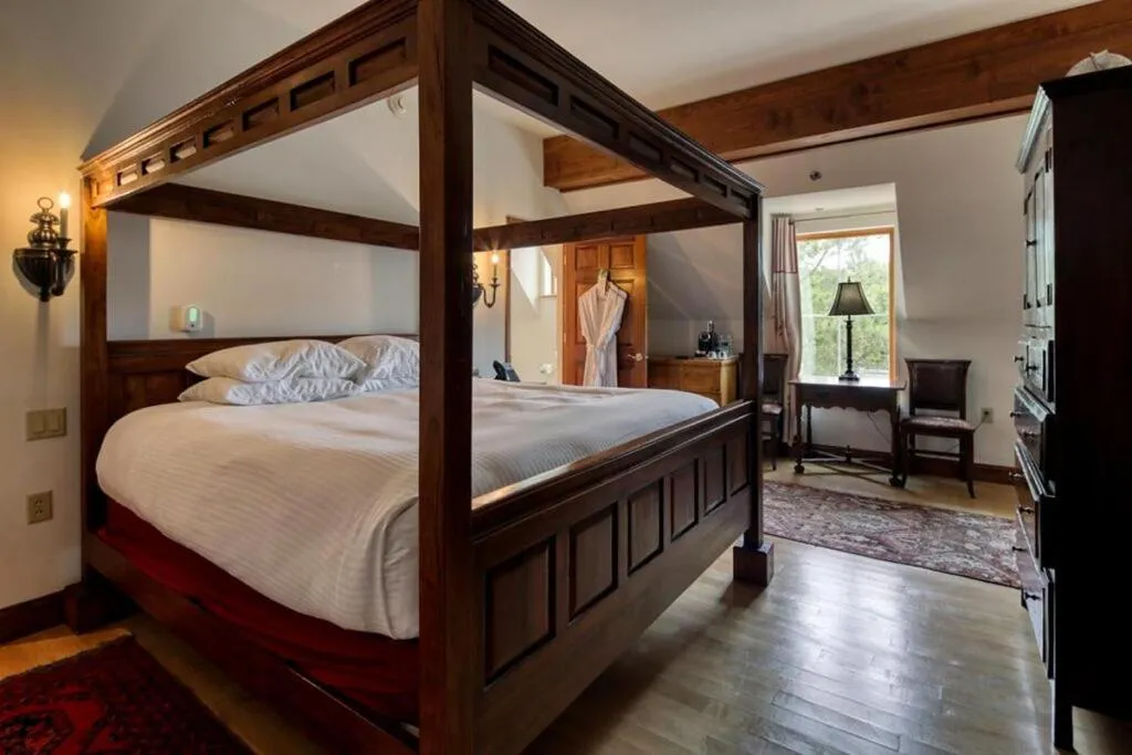 Bed in Wedmore Place