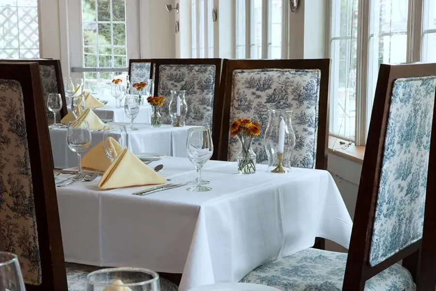 Restaurant/places to eat in Wedmore Place Restaurant/places to eat in Wedmore Place