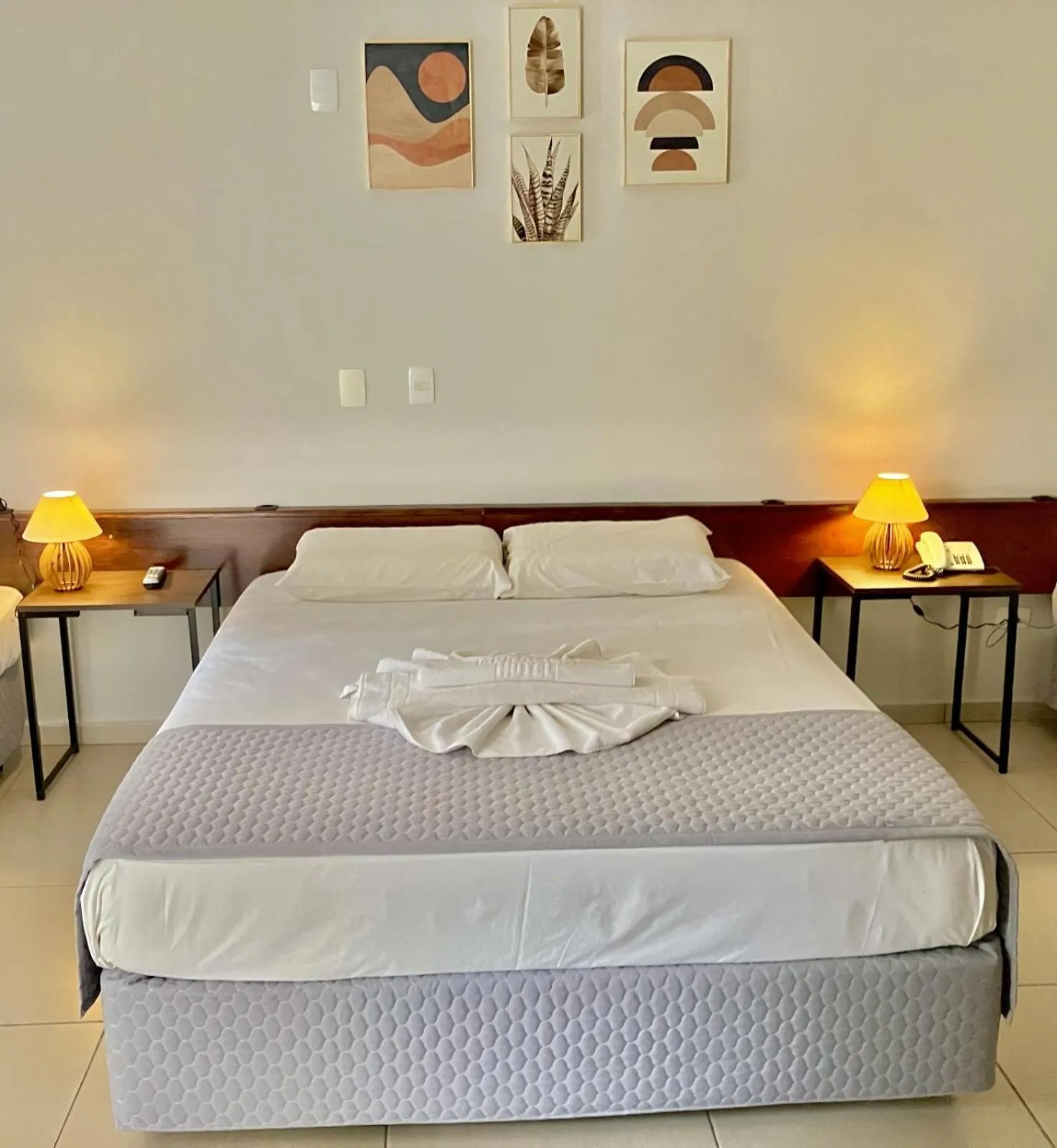 Bed in Hotel Monalisa