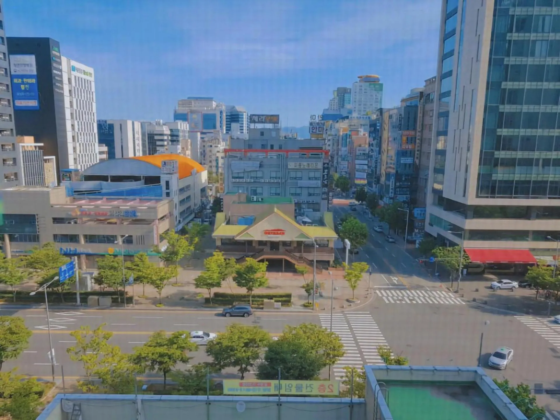 City view in BOLTON Hotel