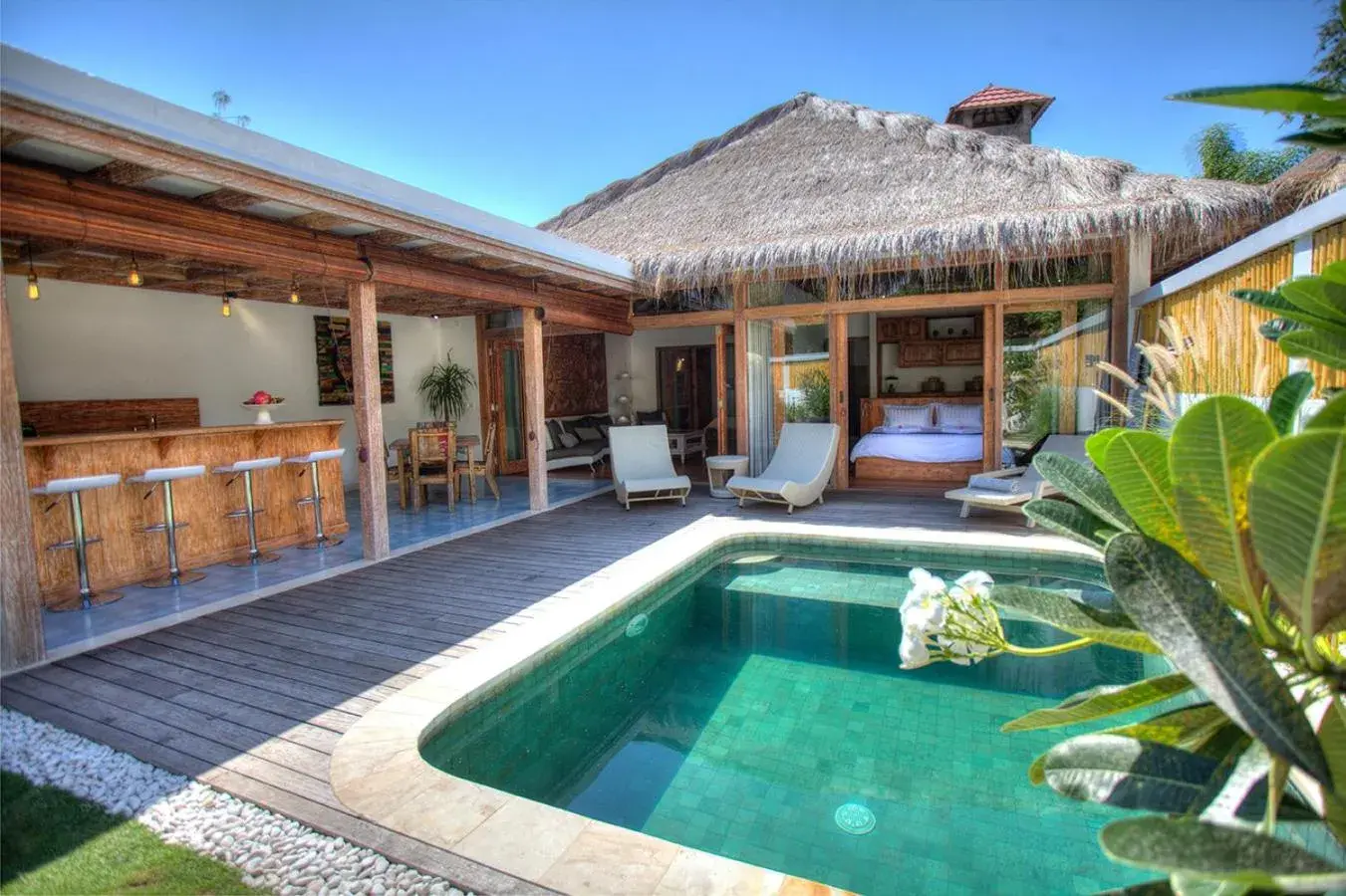 Villa with Private Pool in Kempas Villa Villa with Private Pool in Kempas Villa